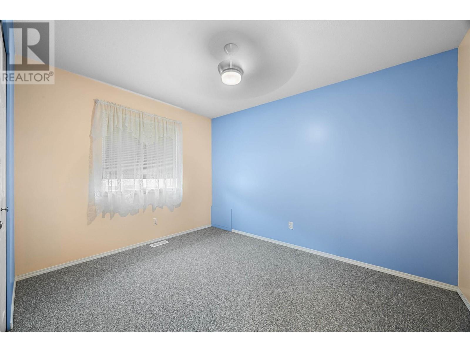 #32 1950 BRAEVIEW PLACE - Image 19