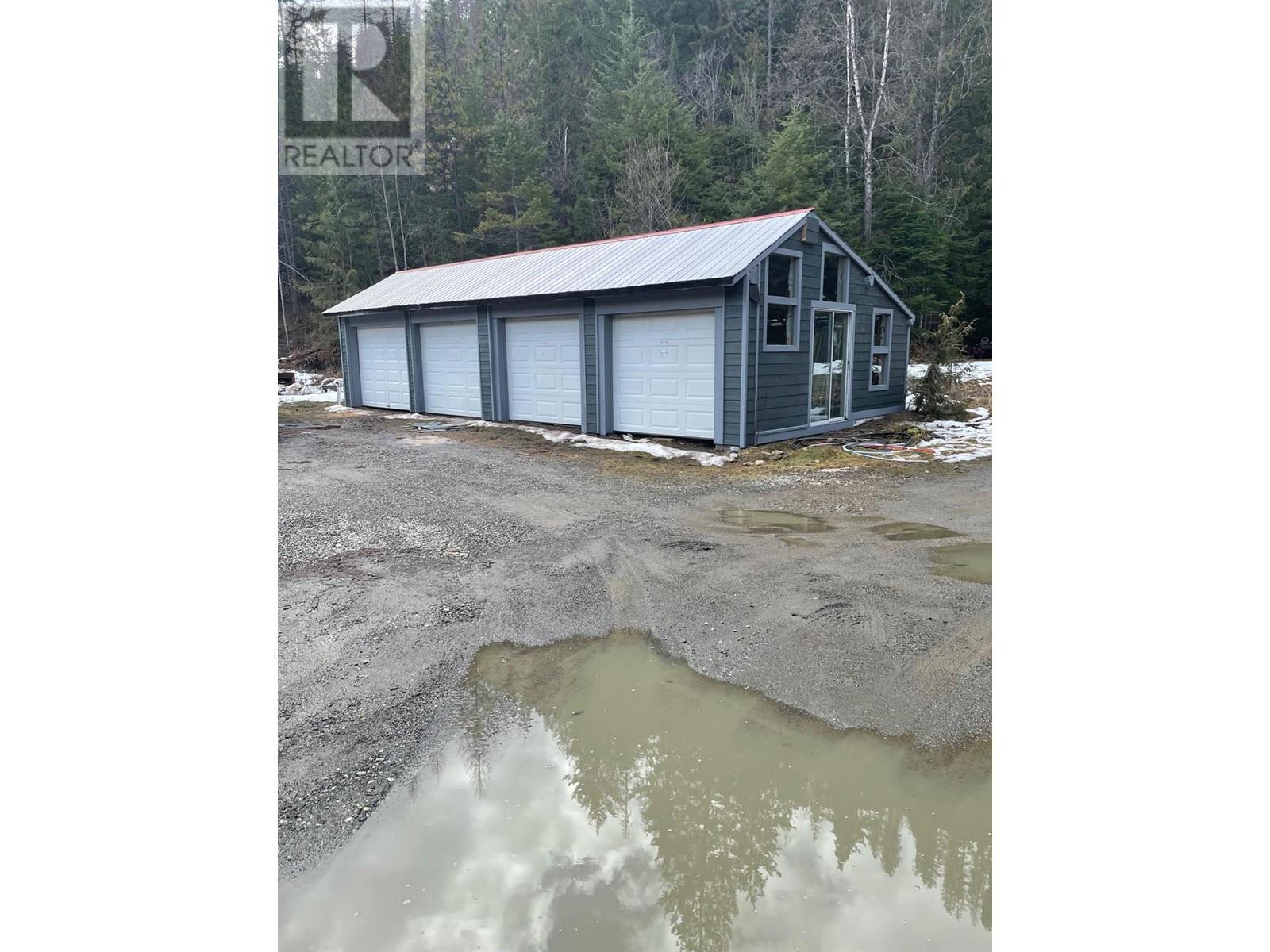 4743 31 Highway, Kaslo