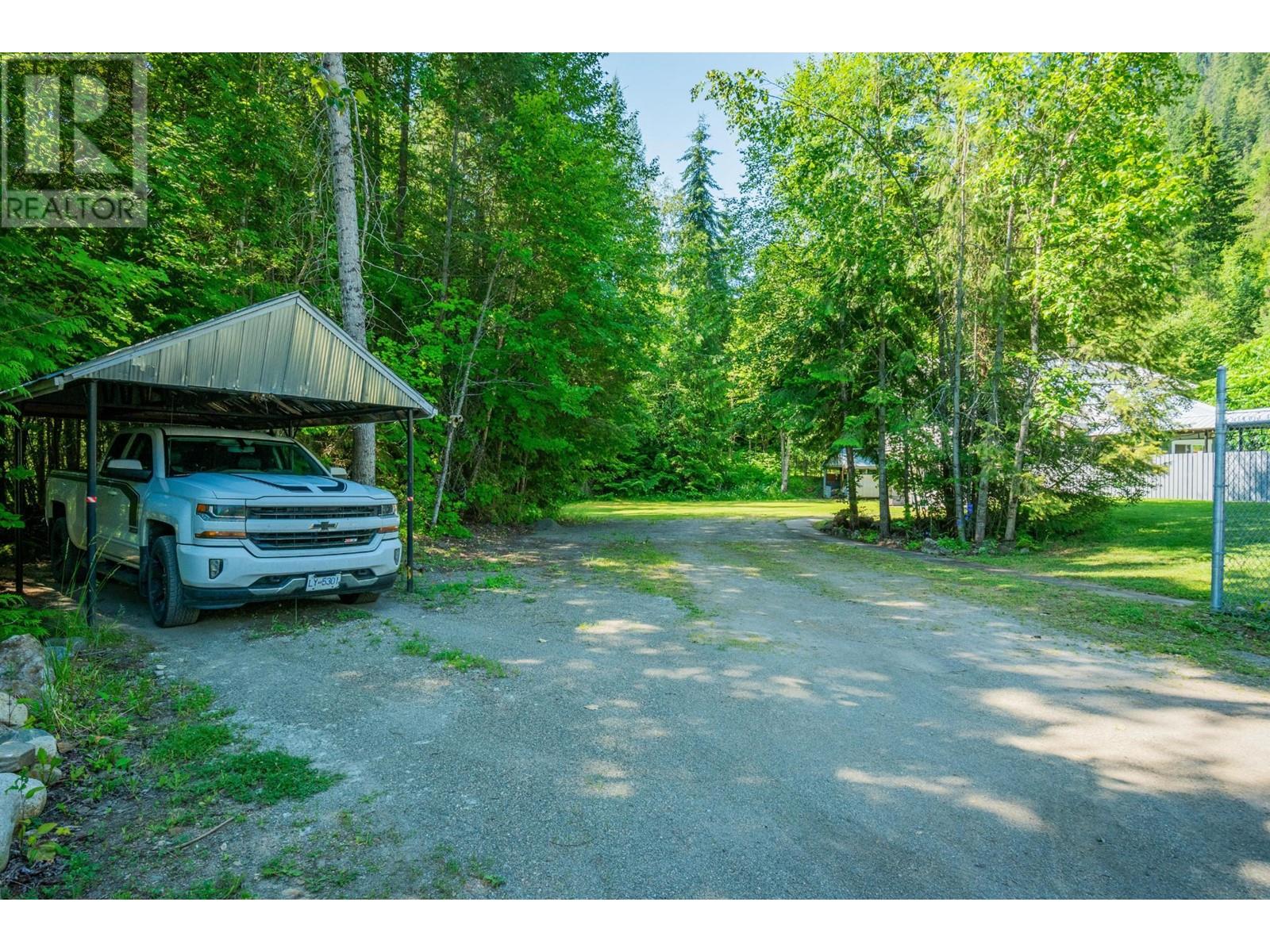 4743 31 Highway, Kaslo