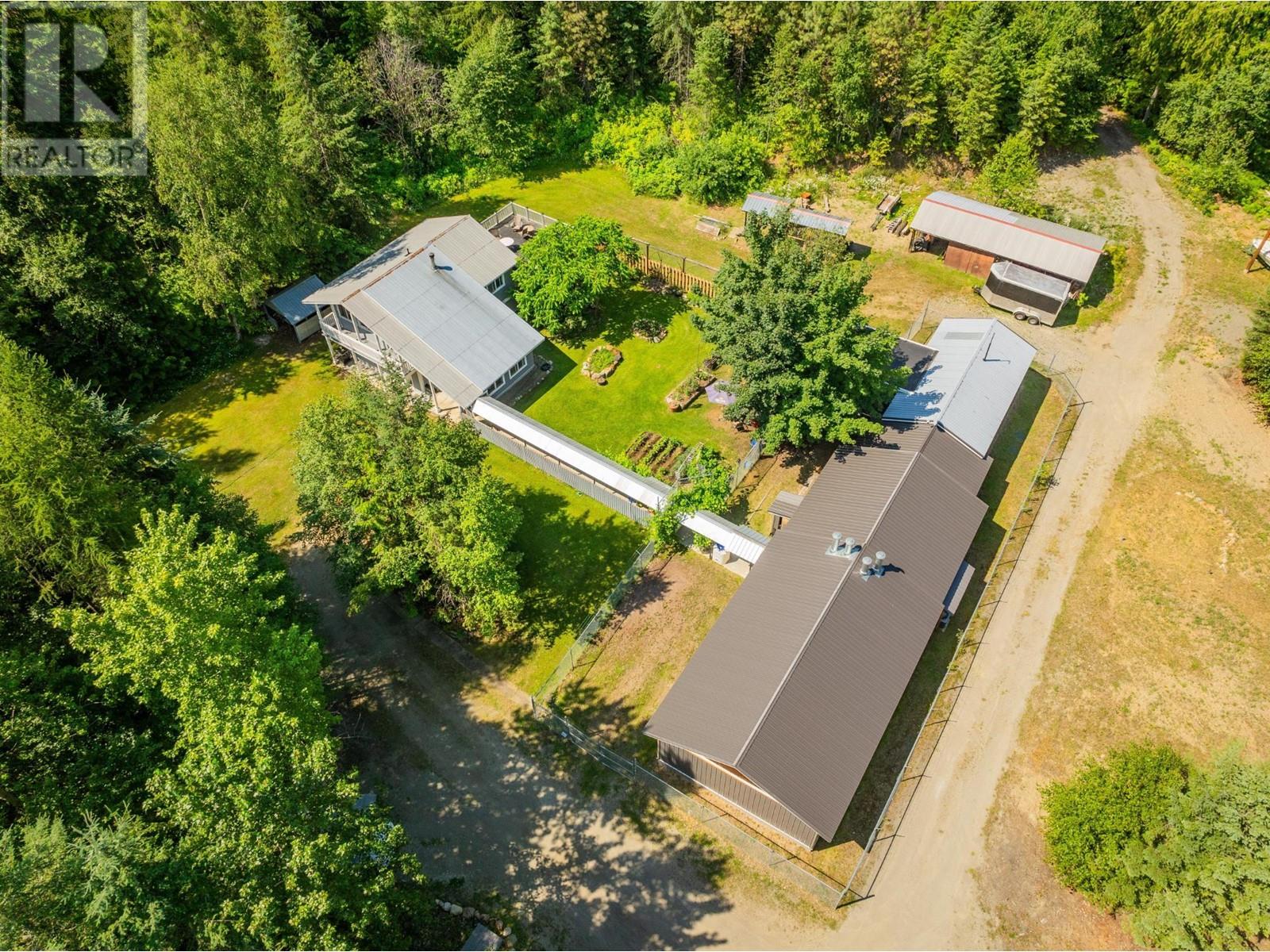 4743 31 Highway, Kaslo