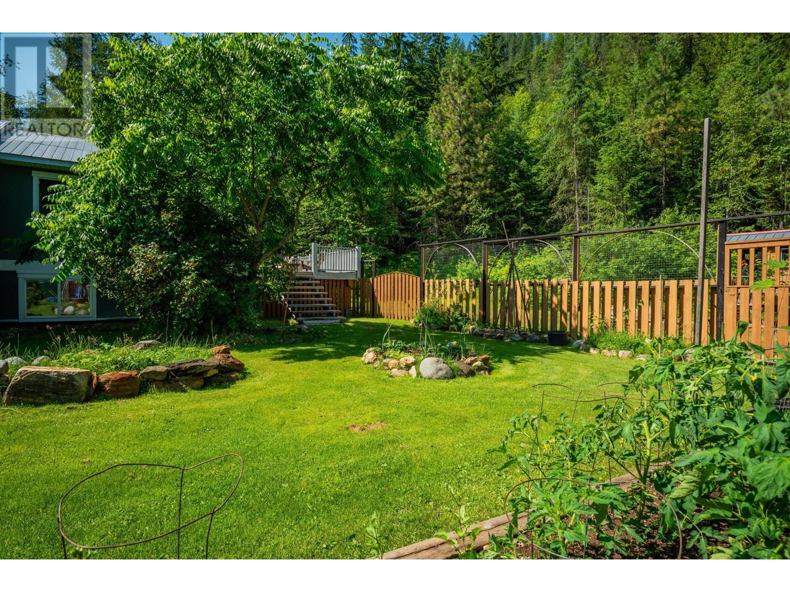 4743 31 Highway, Kaslo