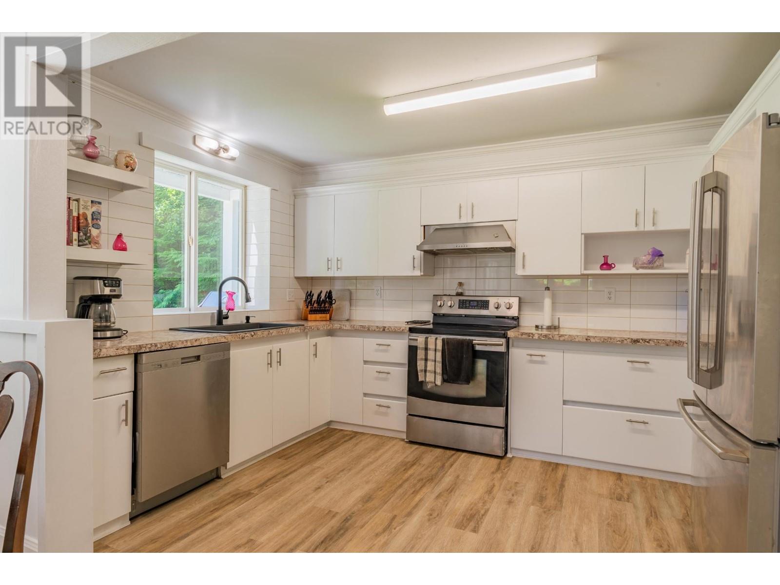 4743 31 Highway, Kaslo