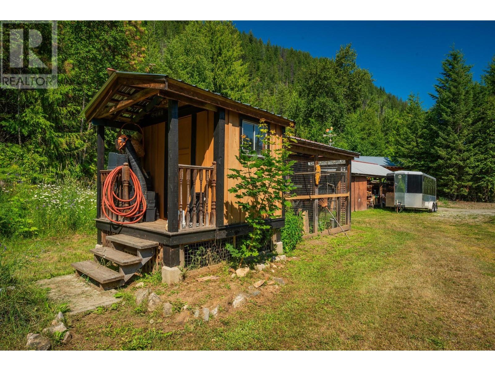 4743 31 Highway, Kaslo