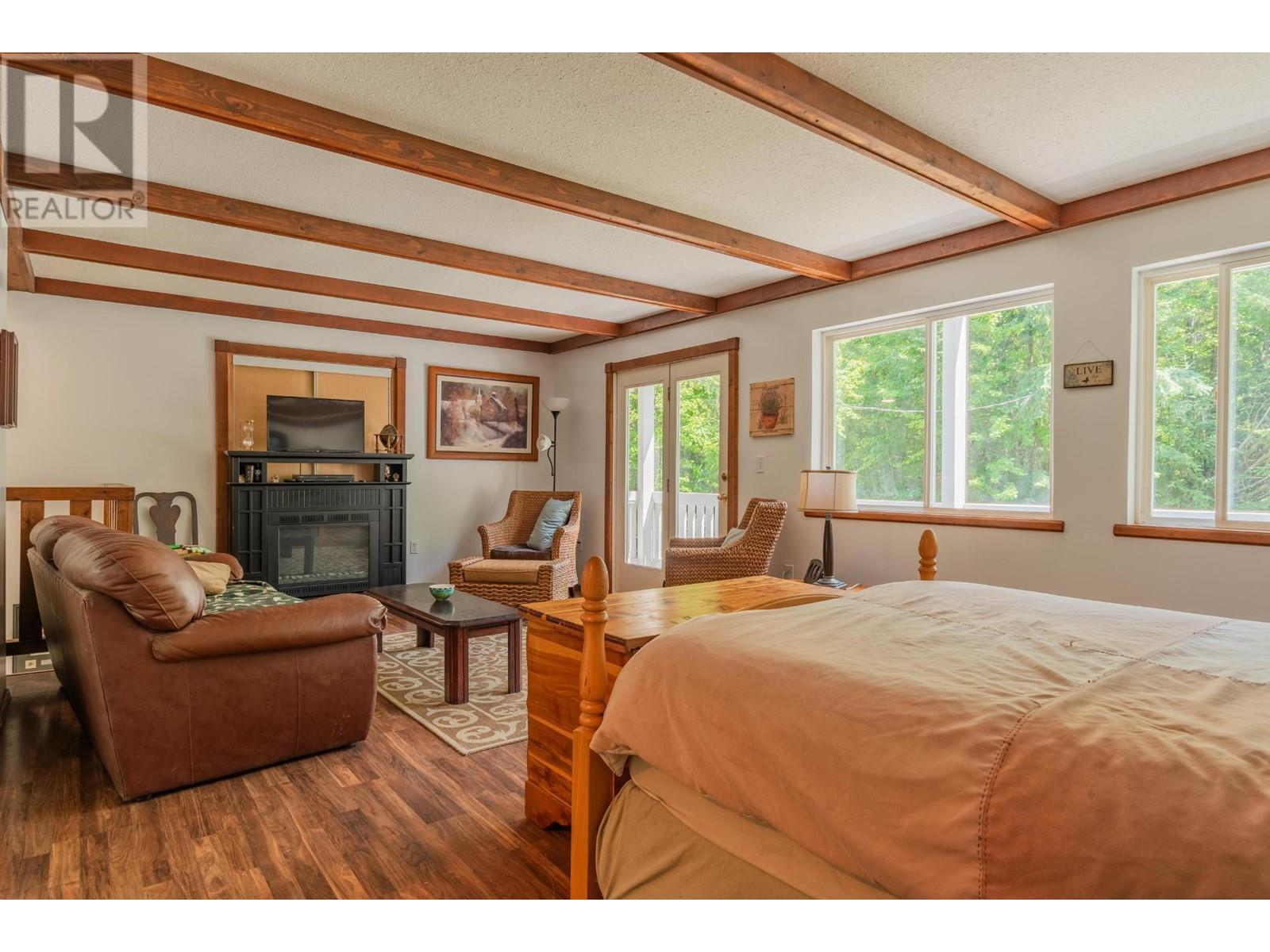 4743 31 Highway, Kaslo