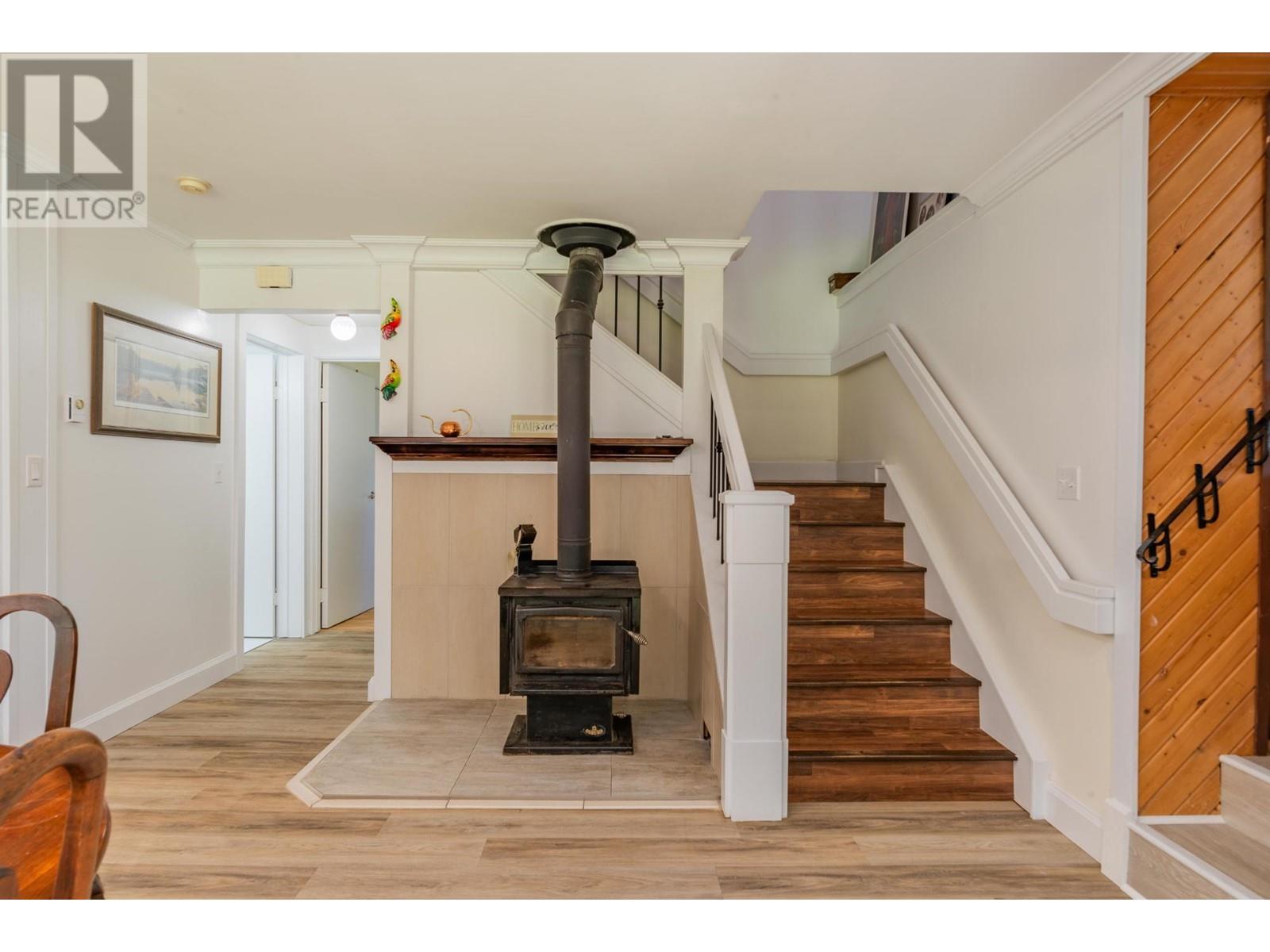 4743 31 Highway, Kaslo