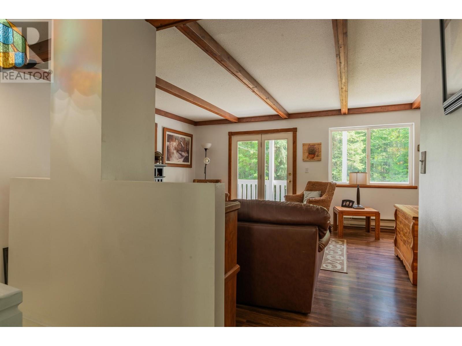 4743 31 Highway, Kaslo