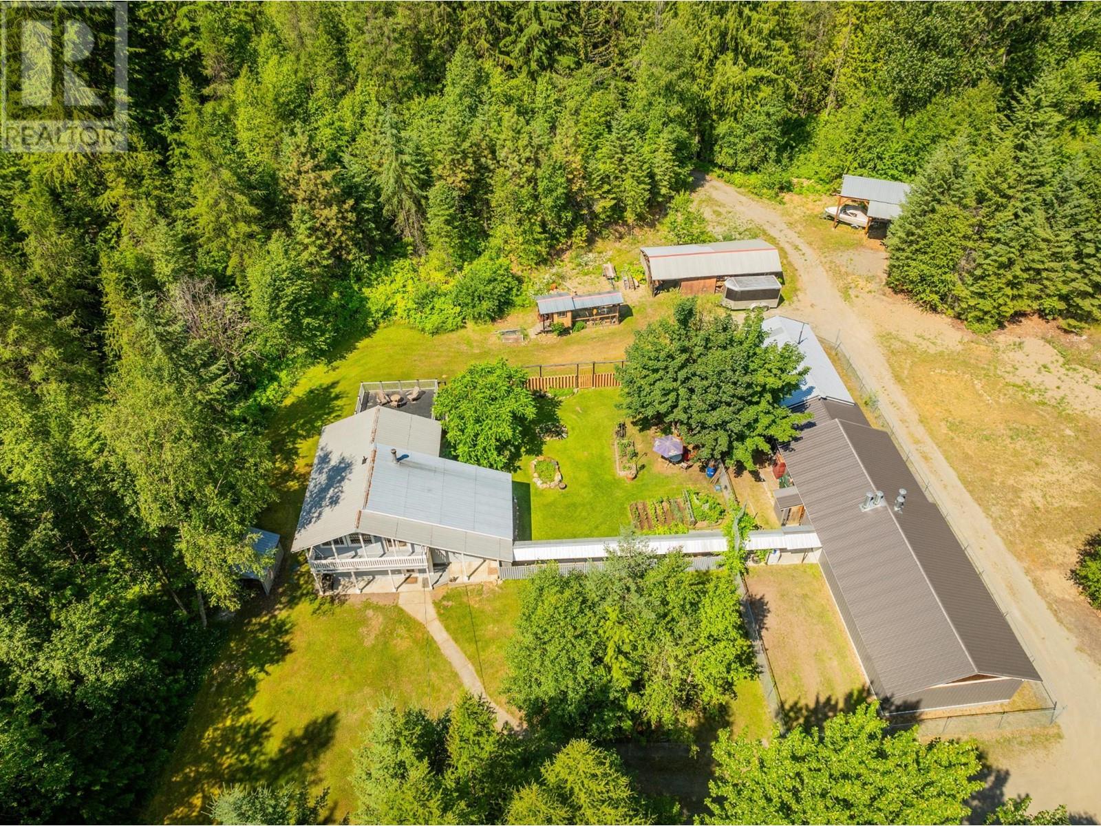 4743 31 Highway, Kaslo