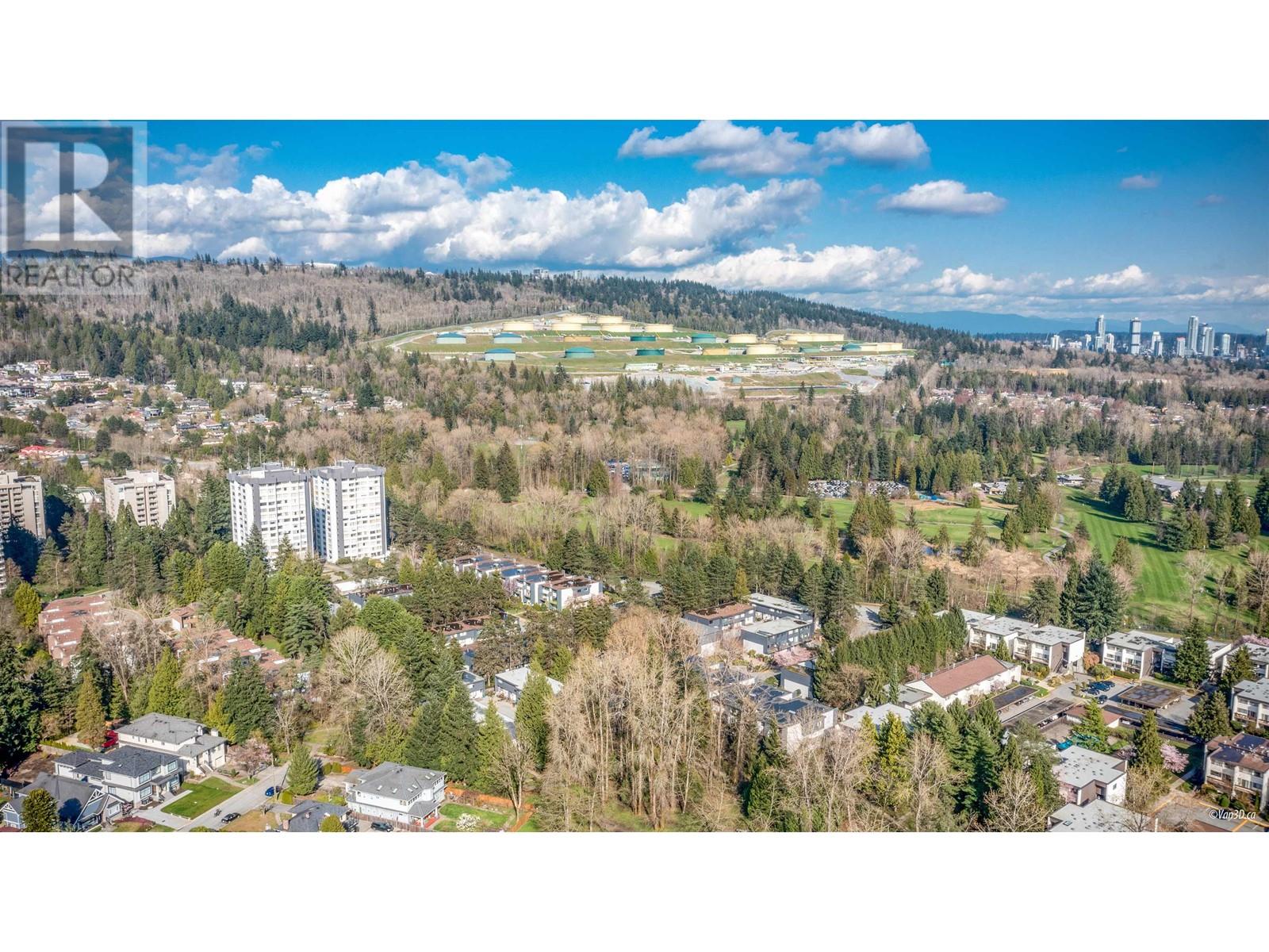 Photo 16 of 7352 Coronado Drive, Burnaby BC