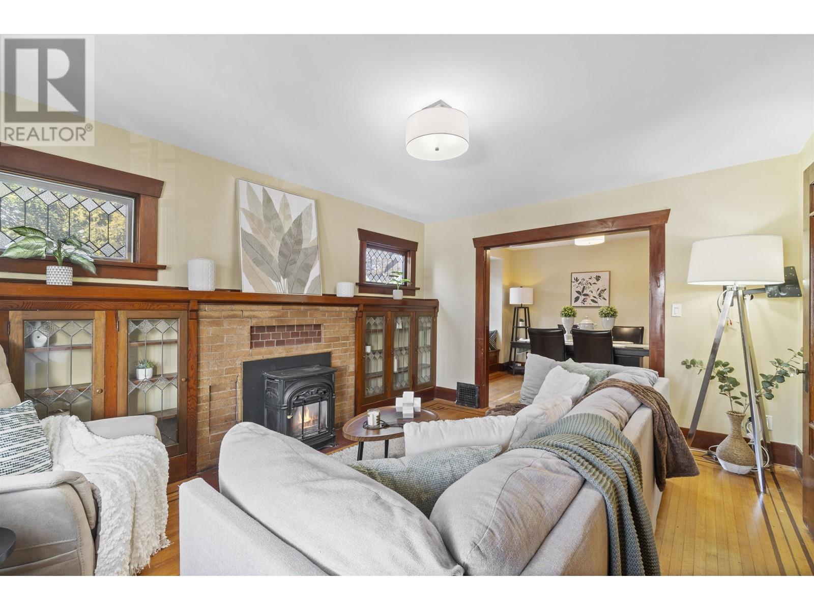 931 SECOND STREET, New Westminster