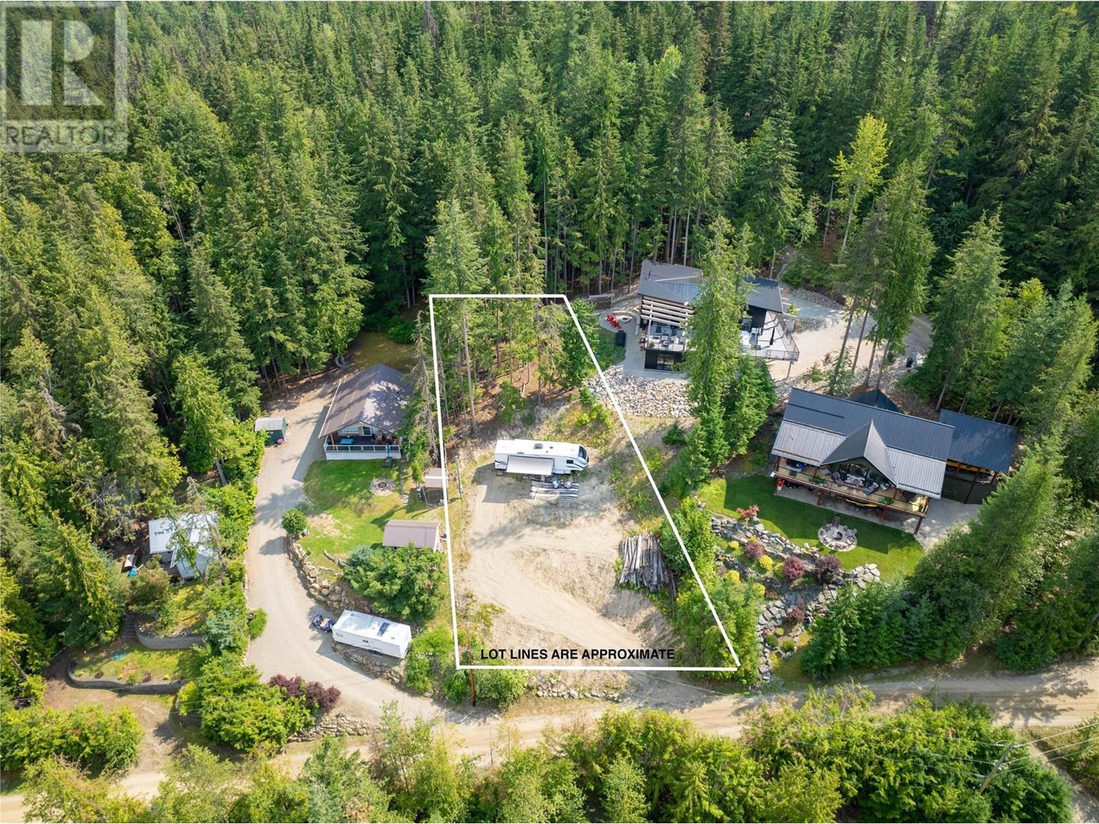 26 6300 Armstrong Road, Eagle Bay
