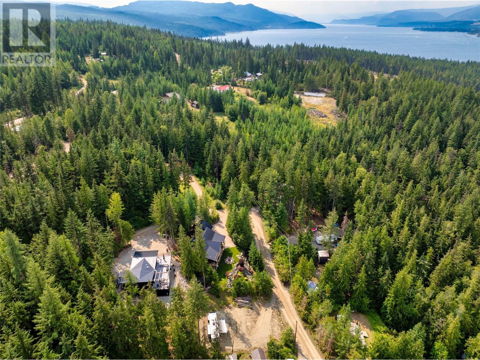26 6300 Armstrong Road, Eagle Bay