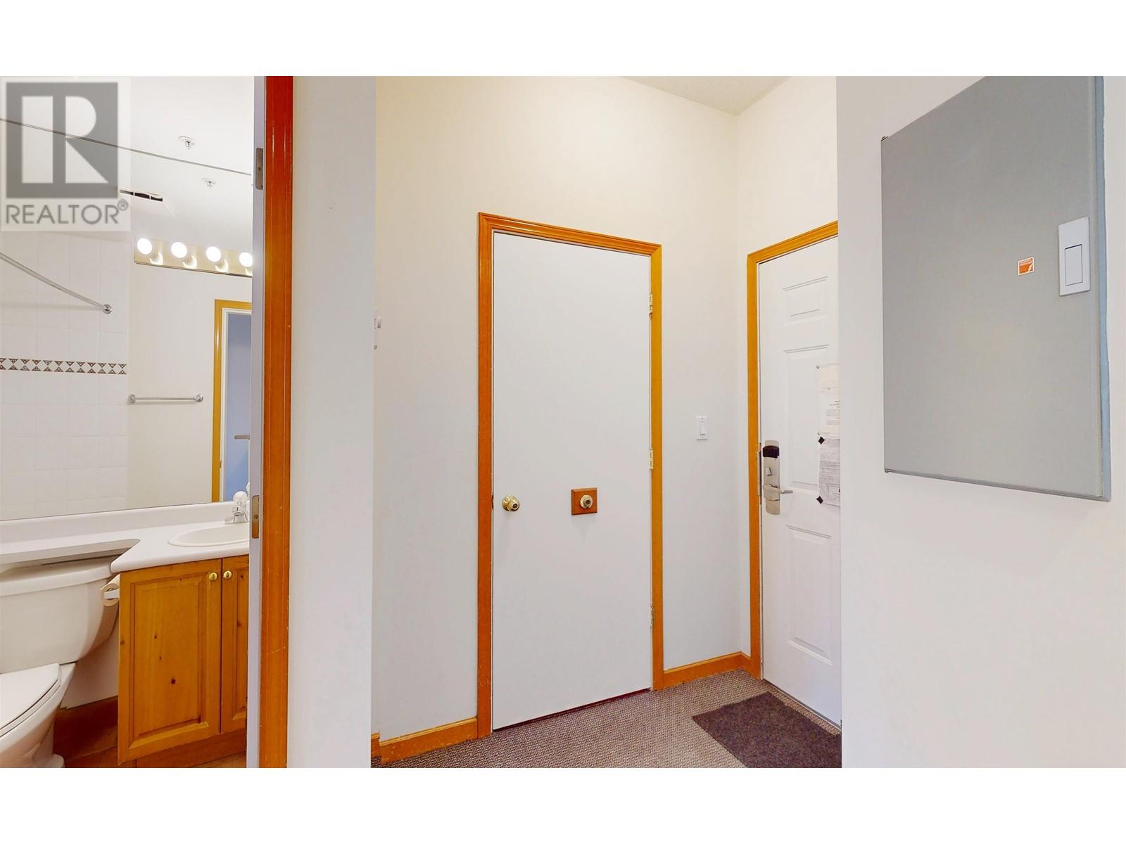 327 4368 MAIN STREET, Whistler real estate listing R2951153