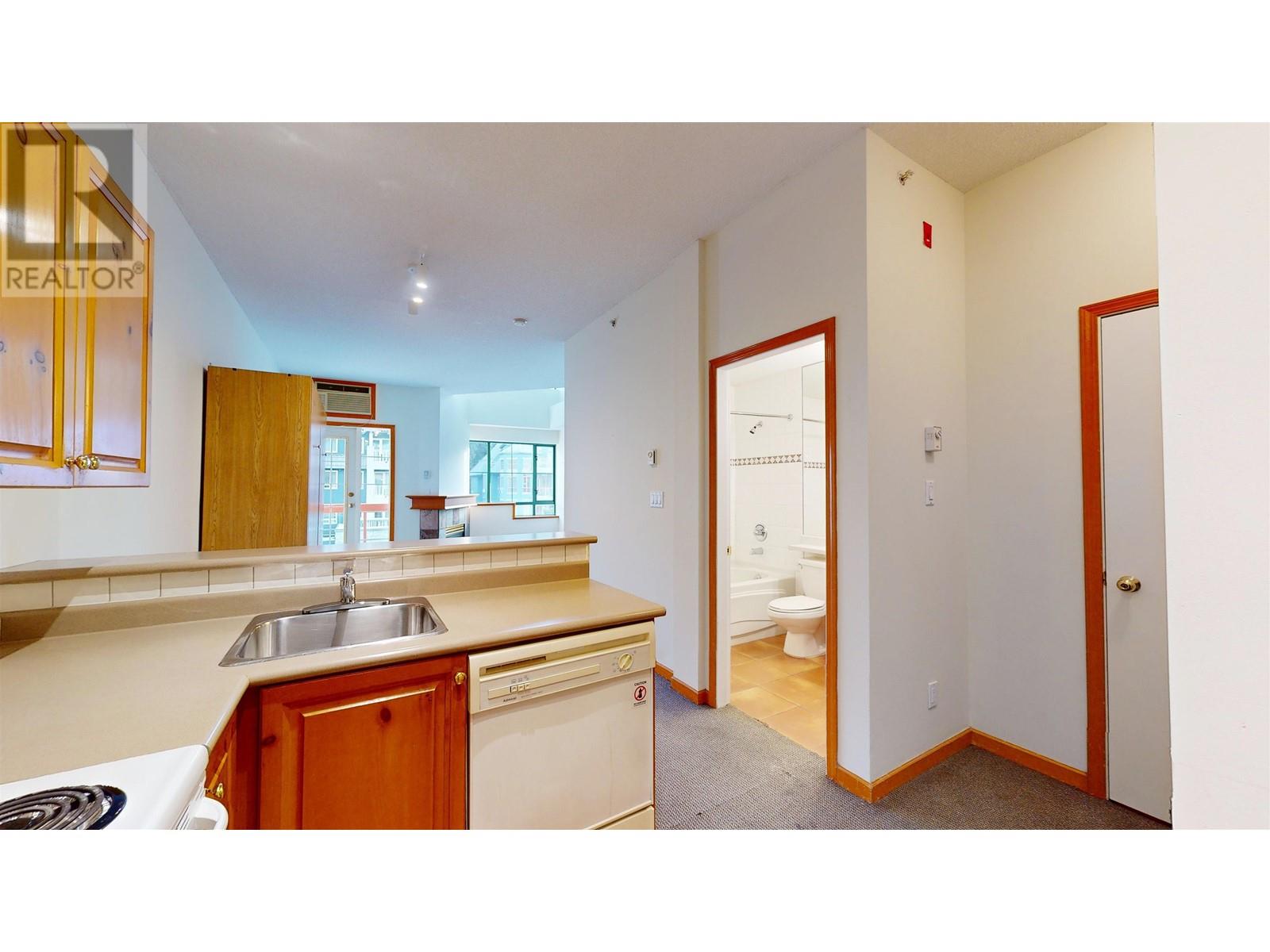 327 4368 MAIN STREET, Whistler real estate listing R2951153