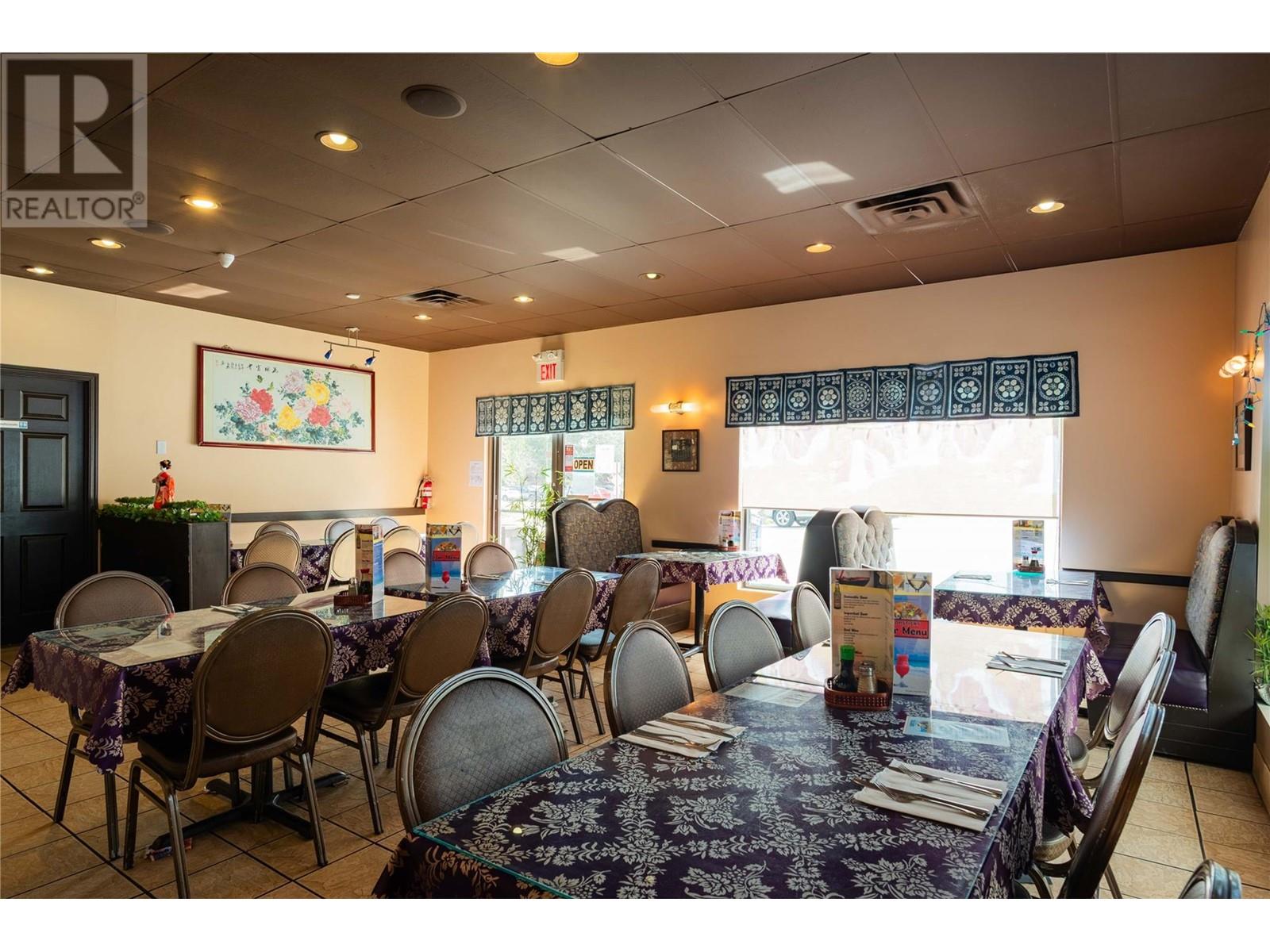  755/789 Columbia Avenue, Castlegar
