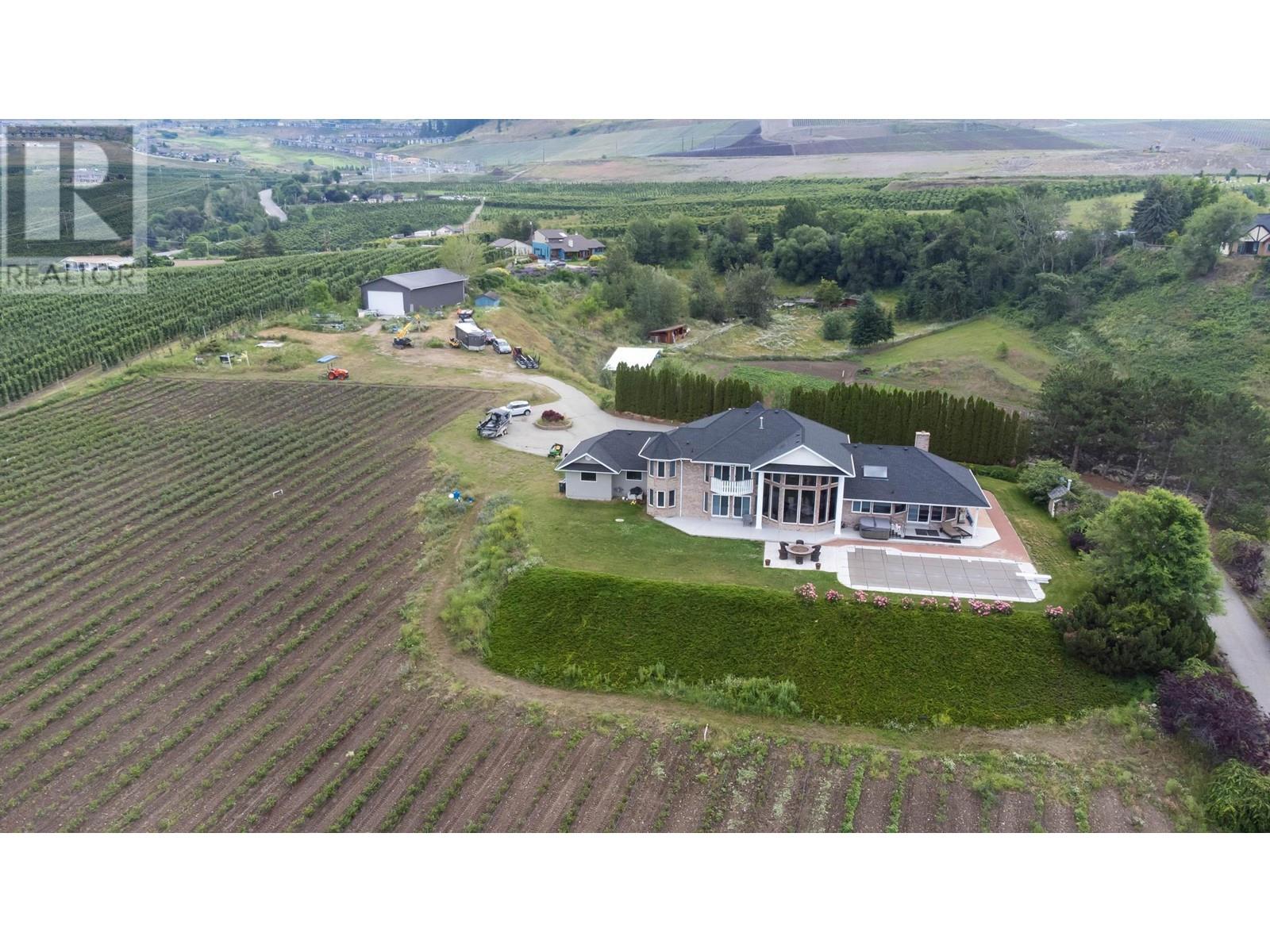 1135 Graf Road, Kelowna