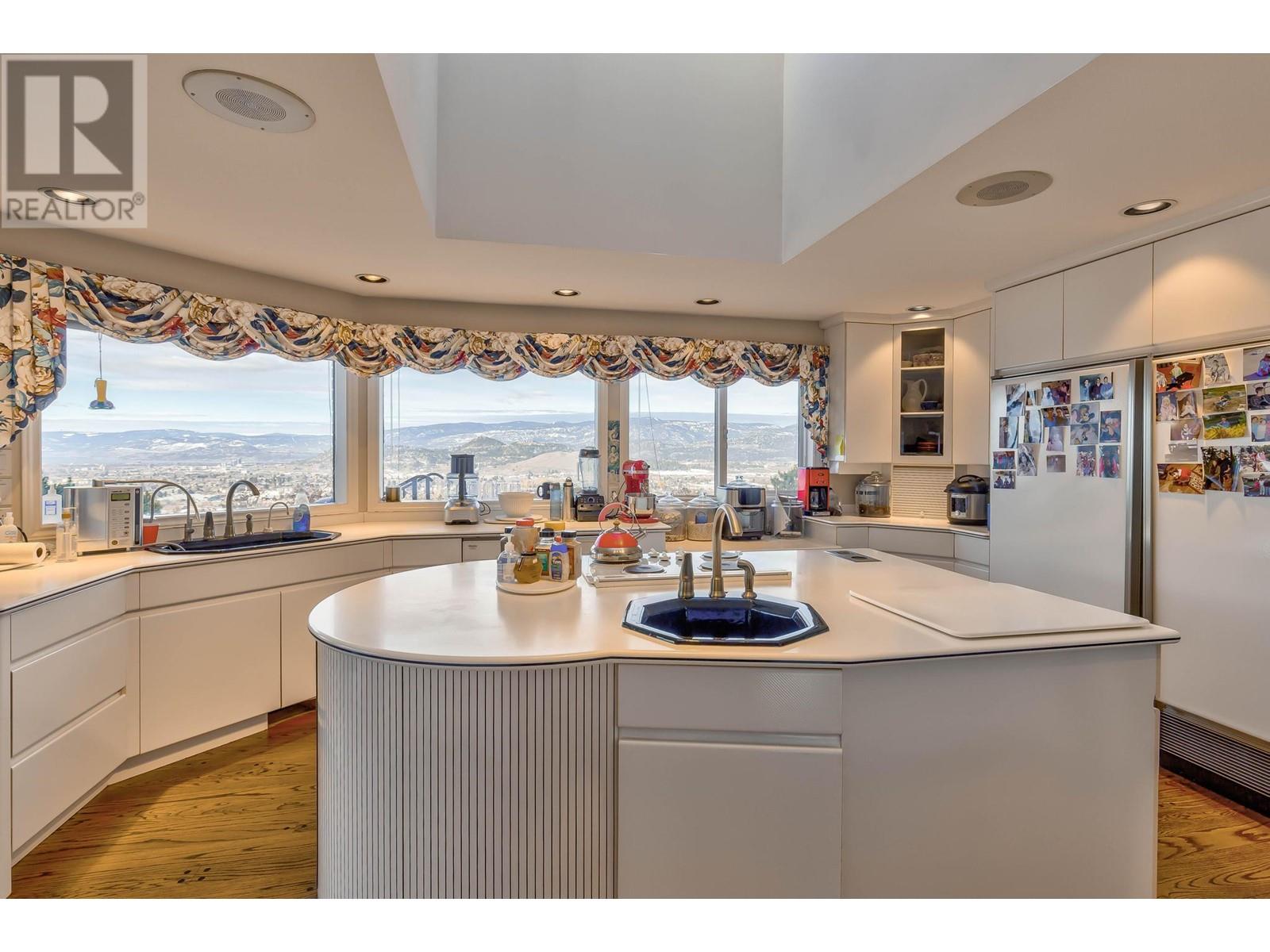1135 Graf Road, Kelowna