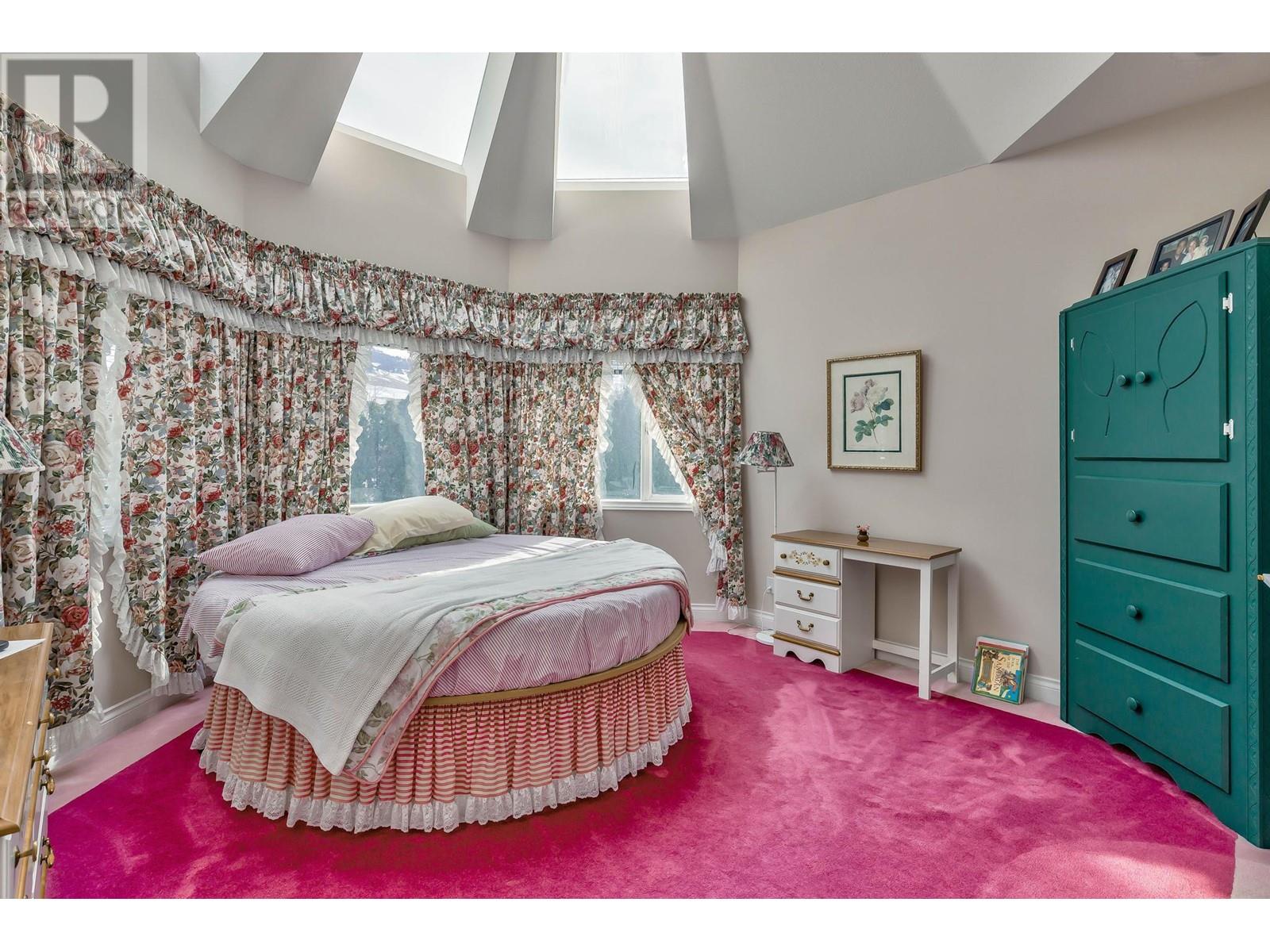 1135 Graf Road, Kelowna