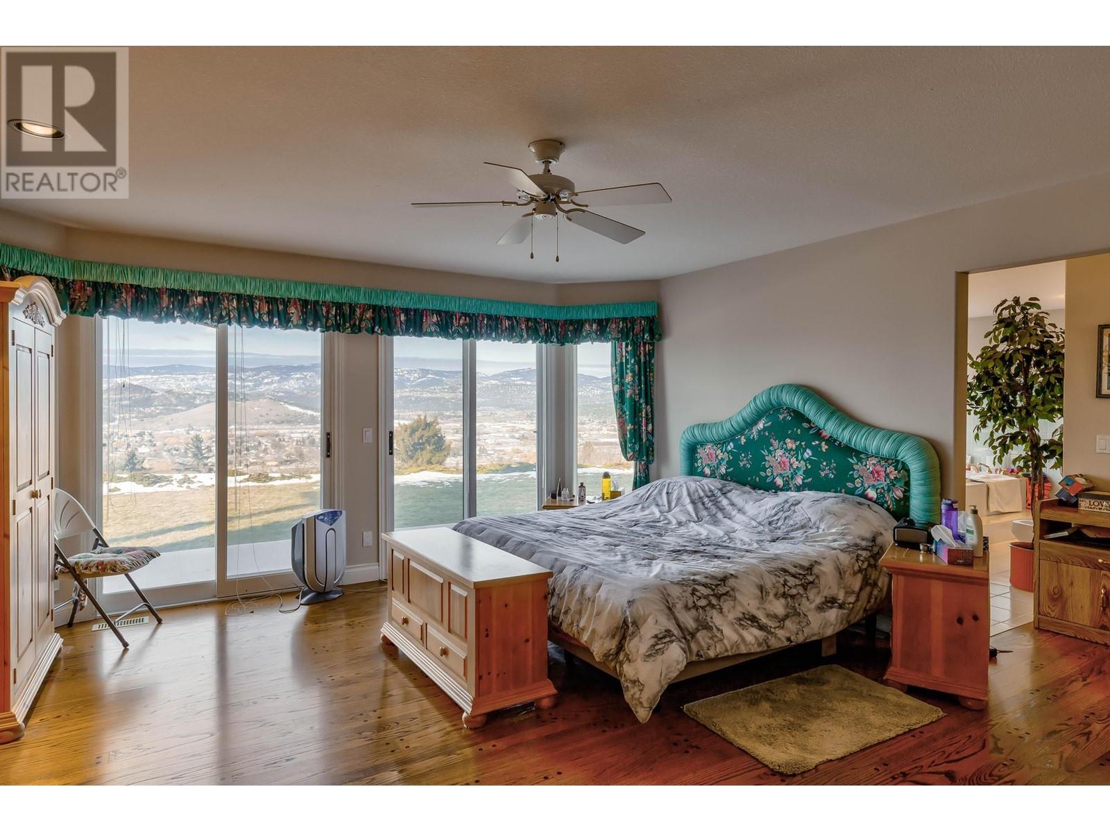 1135 Graf Road, Kelowna