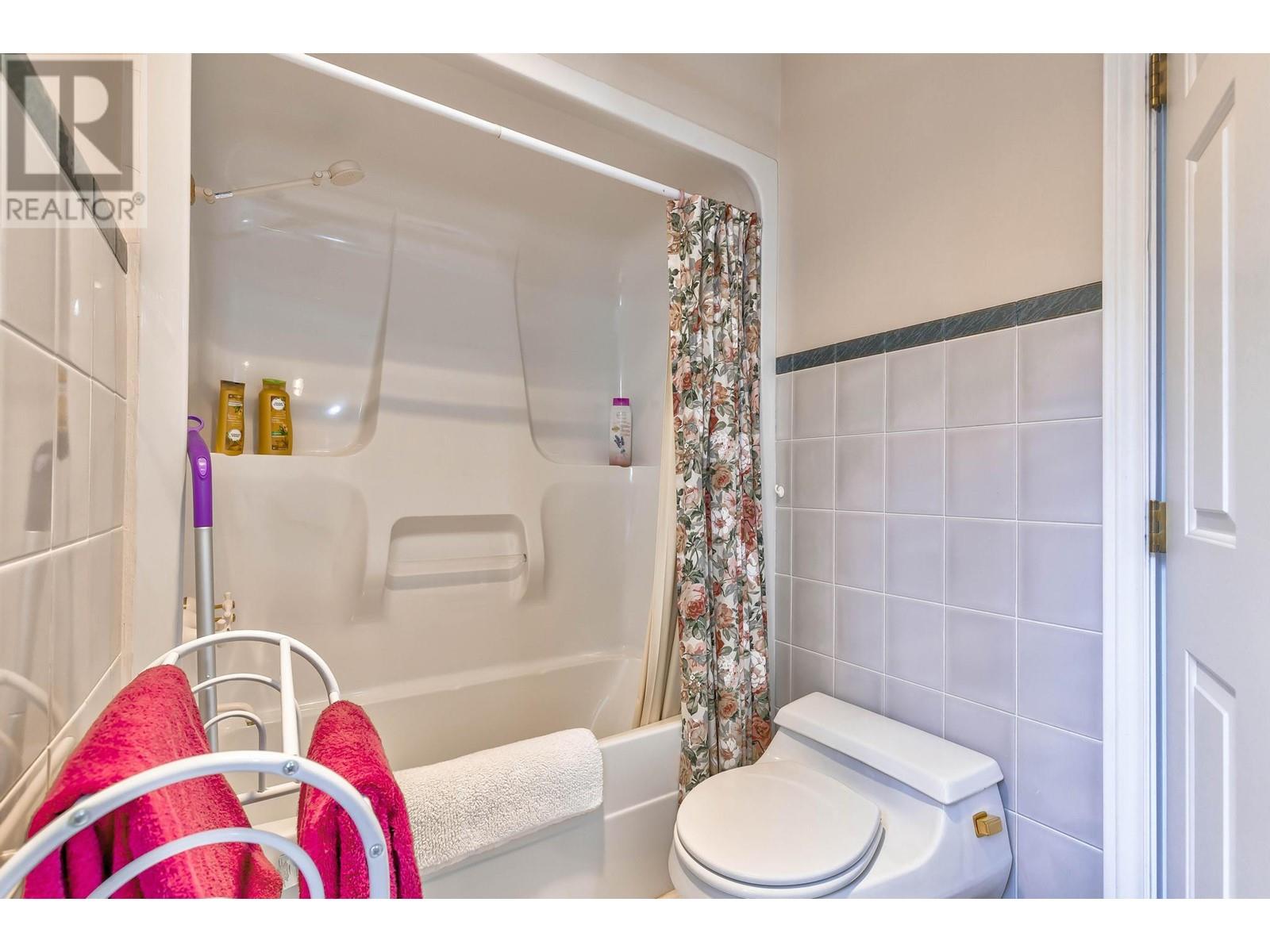 1135 Graf Road, Kelowna