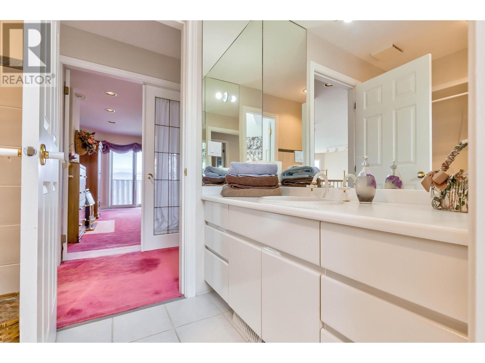1135 Graf Road, Kelowna