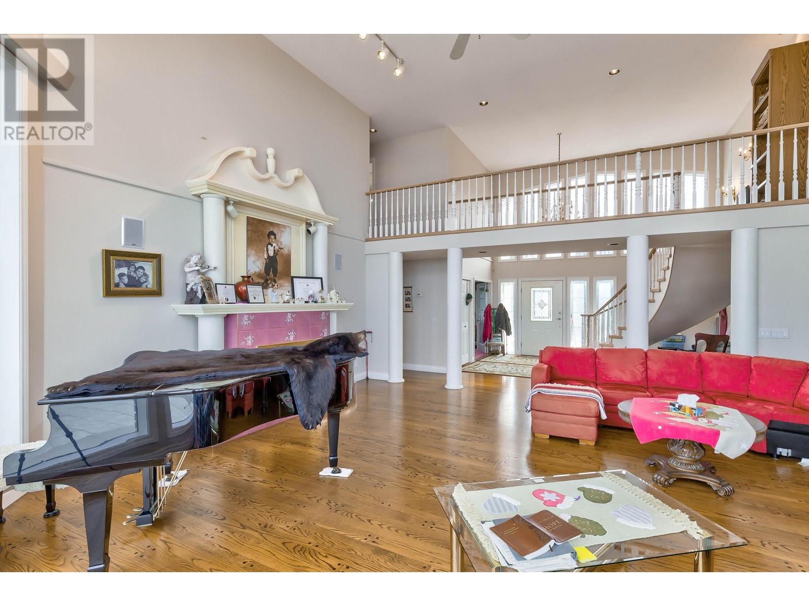 1135 Graf Road, Kelowna