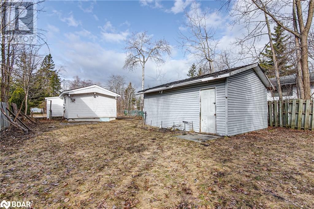 Photo 14 of 7 60th Street S, Wasaga Beach ON