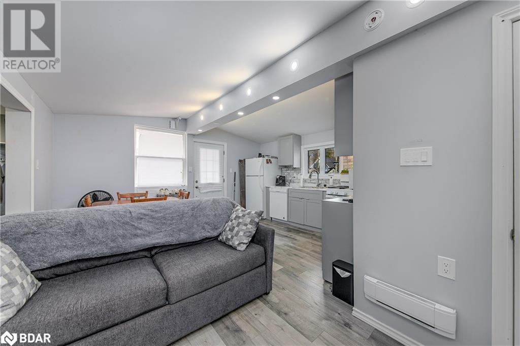 Photo 27 of 7 60th Street S, Wasaga Beach ON