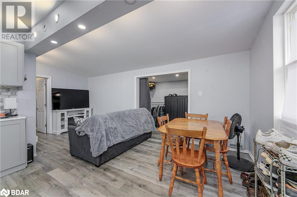 Photo 21 of 7 60th Street S, Wasaga Beach ON