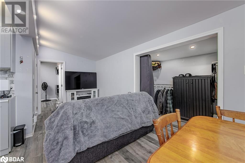 Photo 23 of 7 60th Street S, Wasaga Beach ON