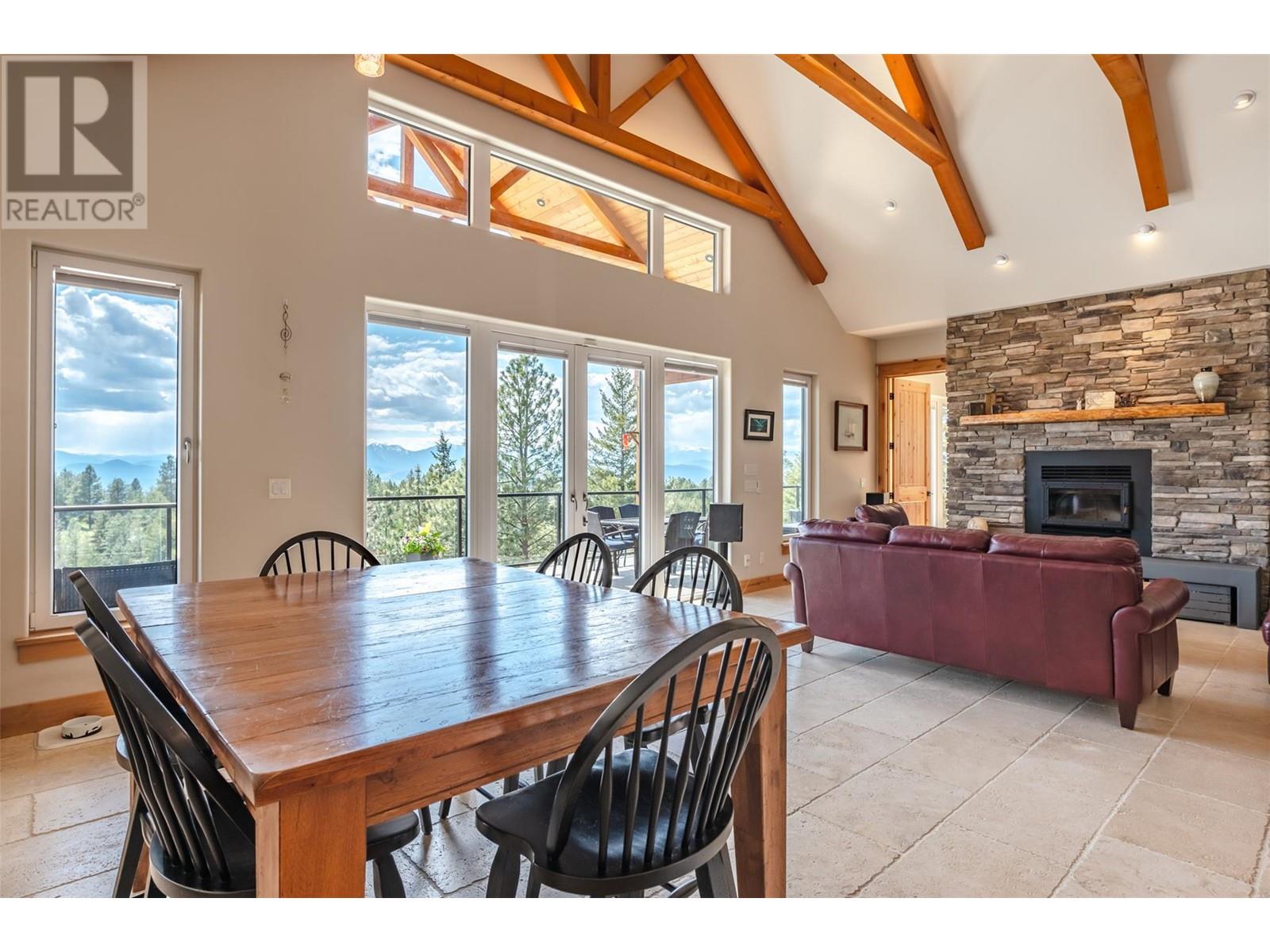 935 Eagle Place, Osoyoos
