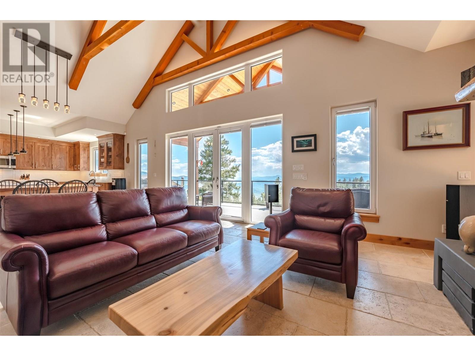 935 Eagle Place, Osoyoos