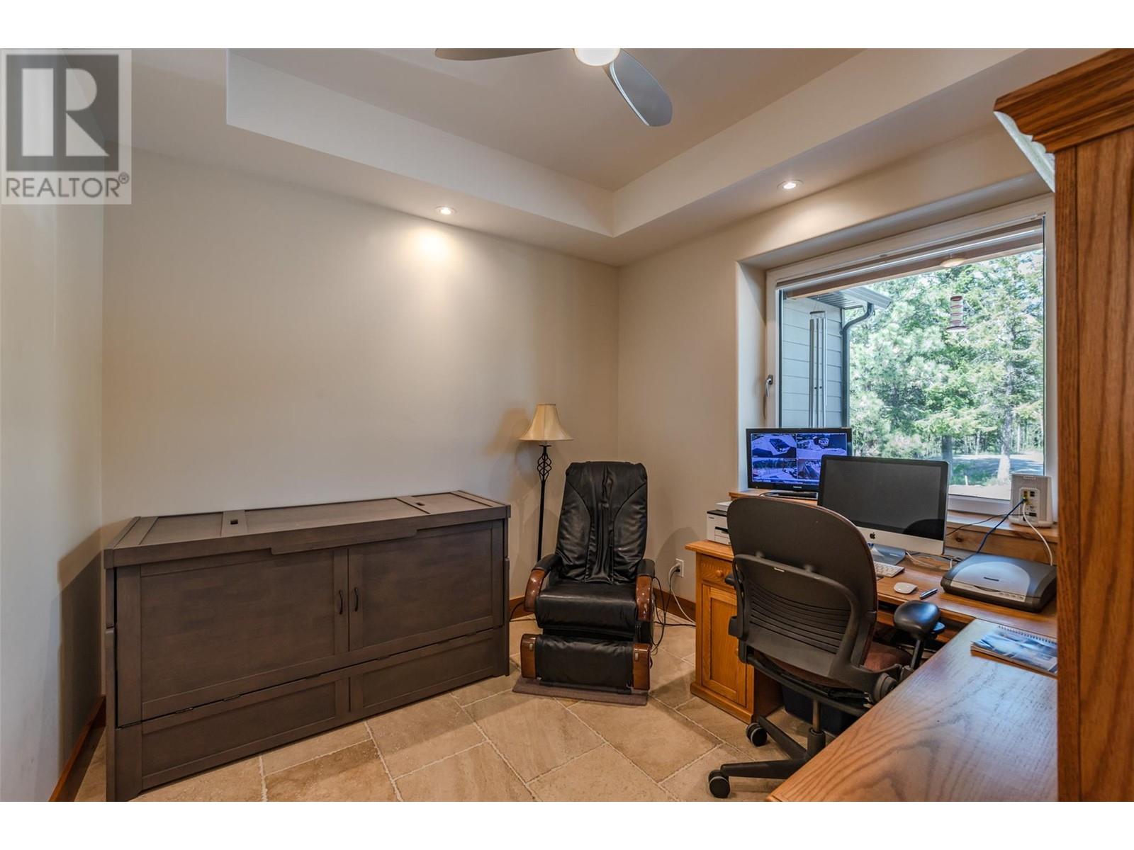 935 Eagle Place, Osoyoos