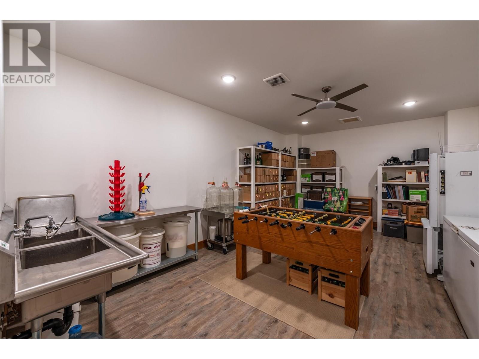 935 Eagle Place, Osoyoos