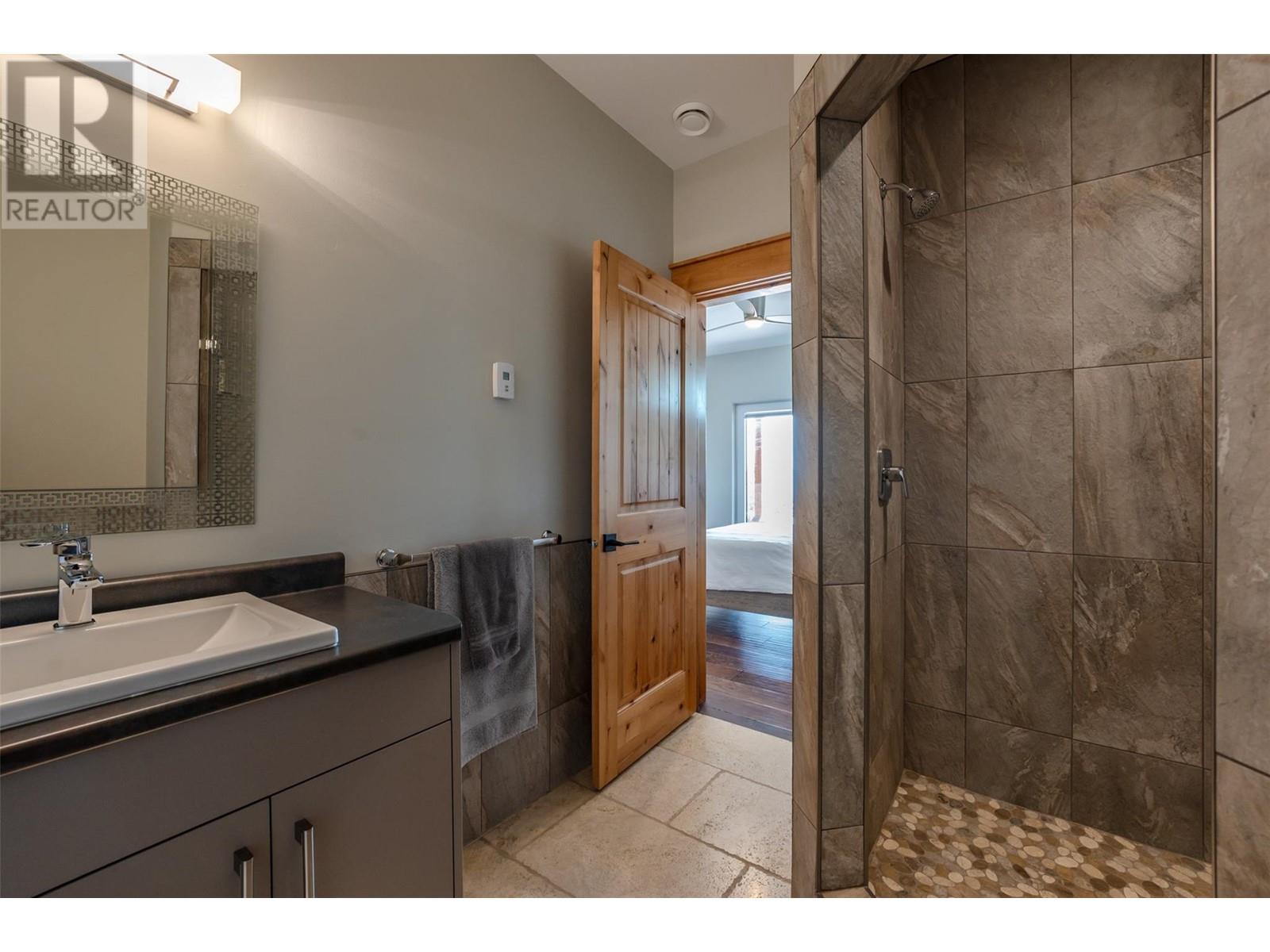 935 Eagle Place, Osoyoos