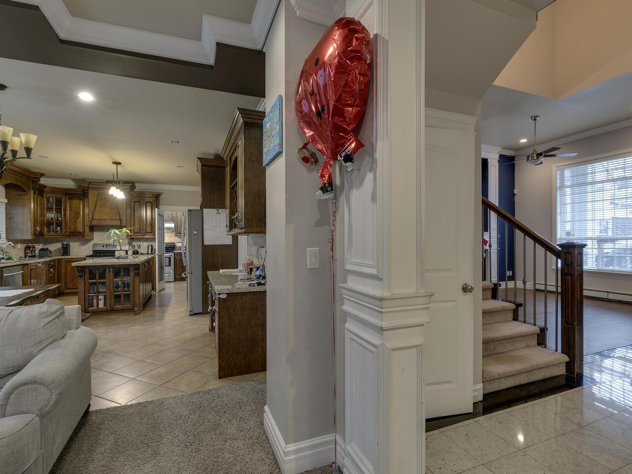 Photo 15 of 13598 89 Avenue, Surrey BC
