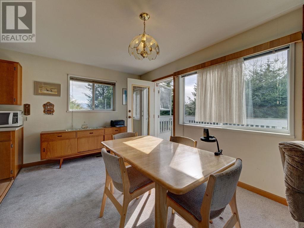 5642 NICKERSON ROAD, Sechelt