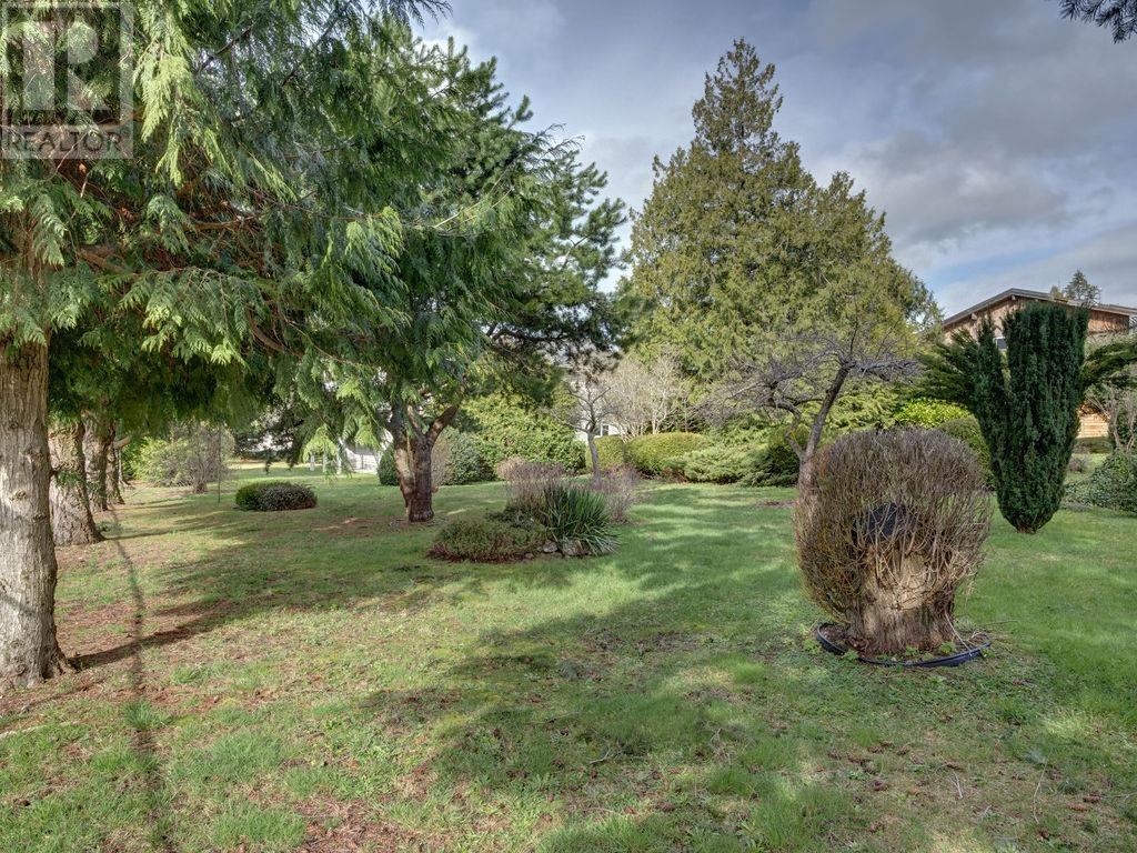 5642 NICKERSON ROAD, Sechelt