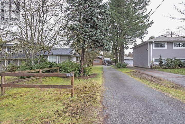 967 LILLIAN STREET, Coquitlam