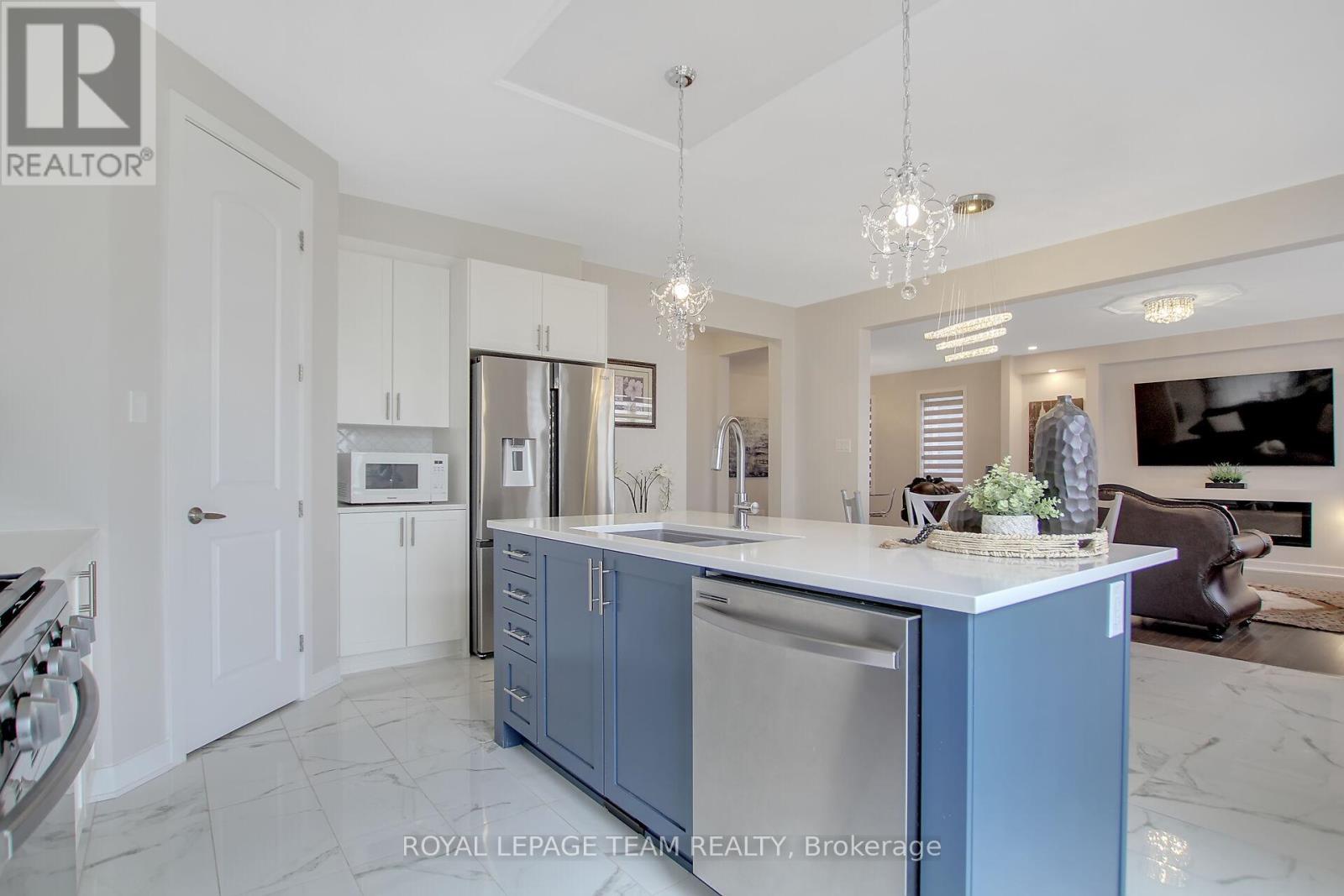 Photo 11 of 248 Pursuit Terrace, Ottawa ON