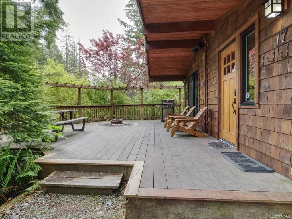 17 6574 Baird Rd, Port Renfrew