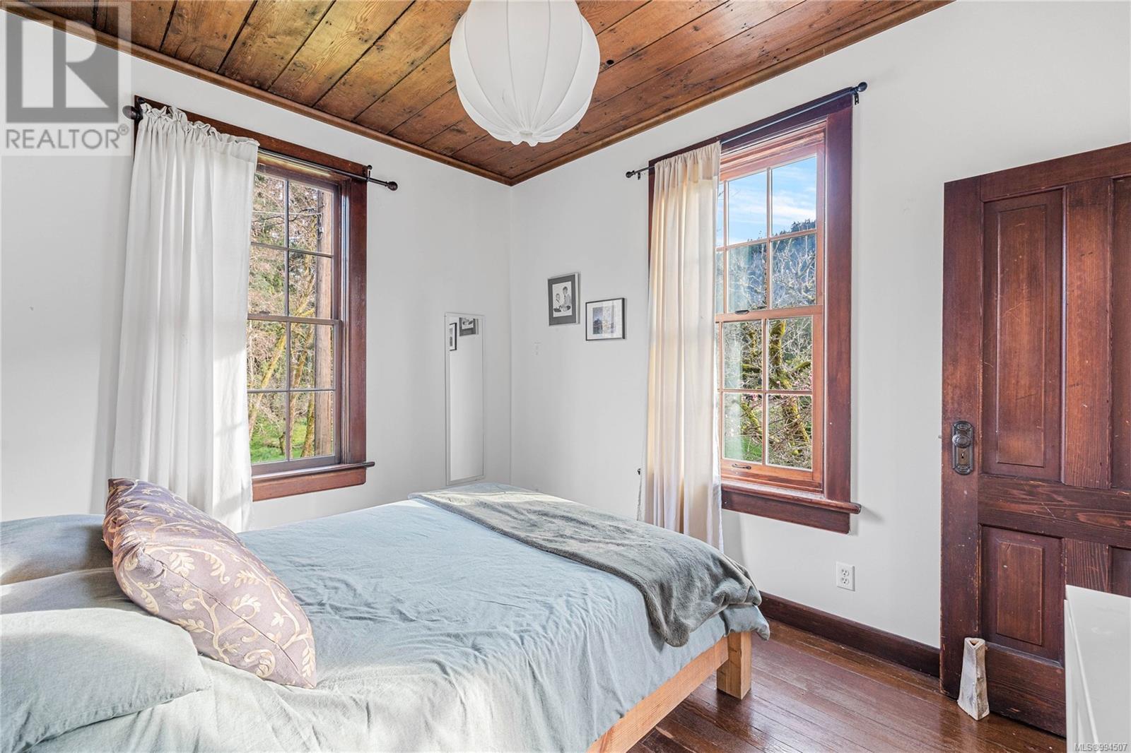  301 Epron Road, Salt Spring