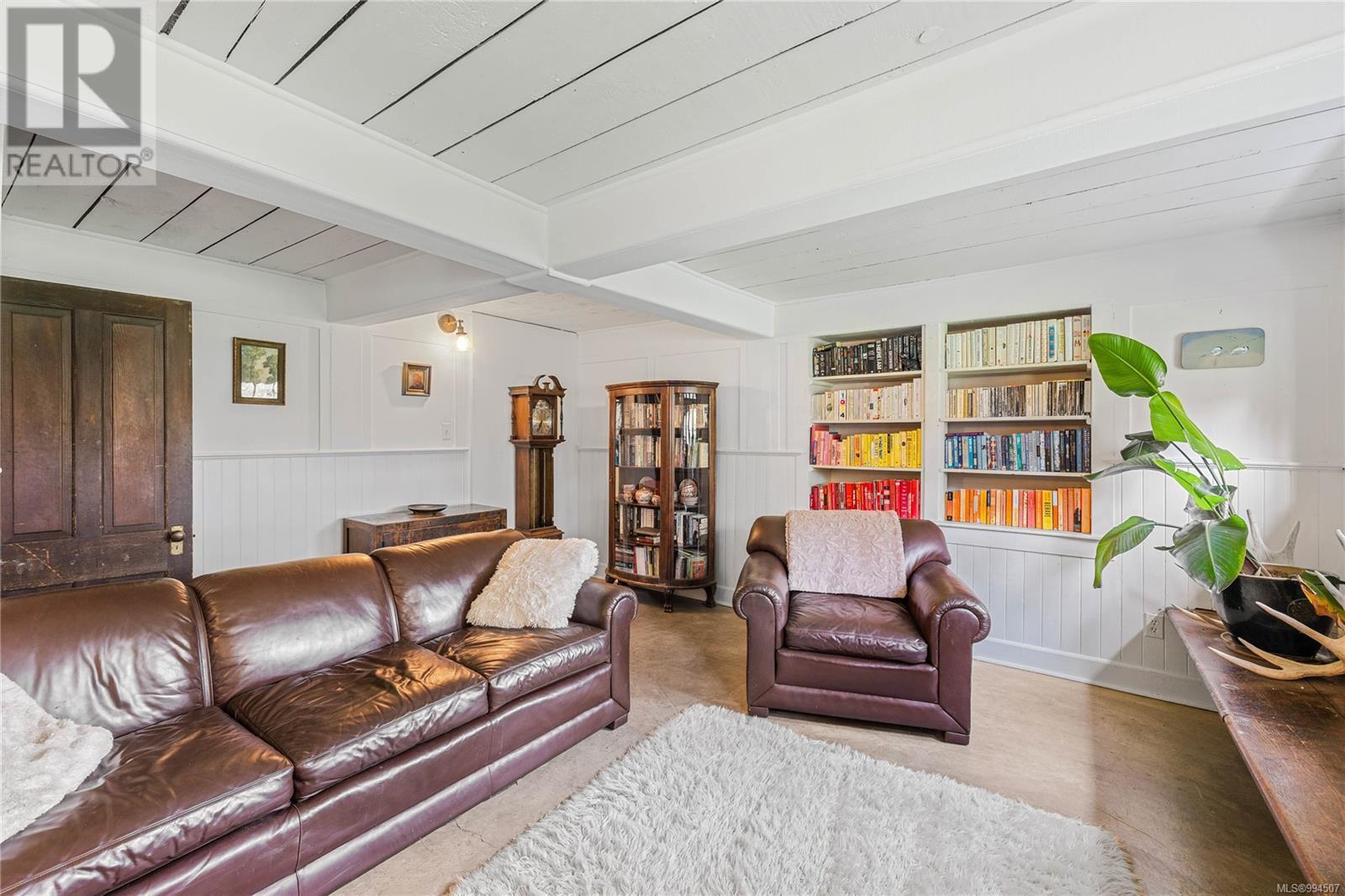  301 Epron Road, Salt Spring