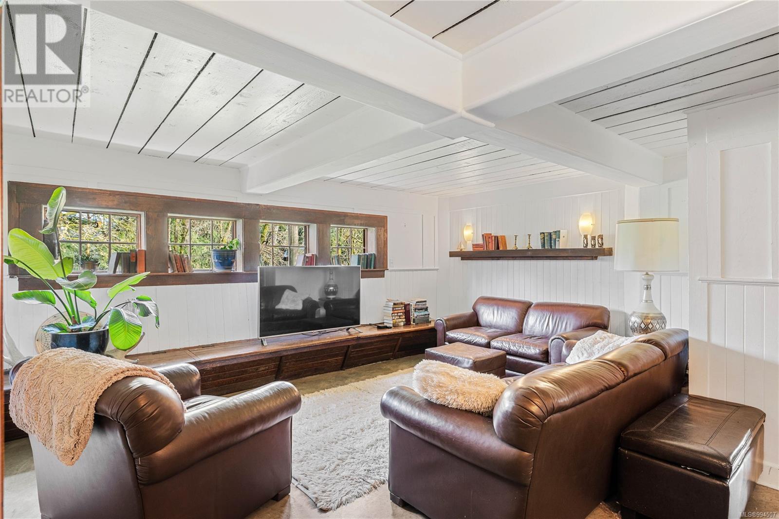  301 Epron Road, Salt Spring