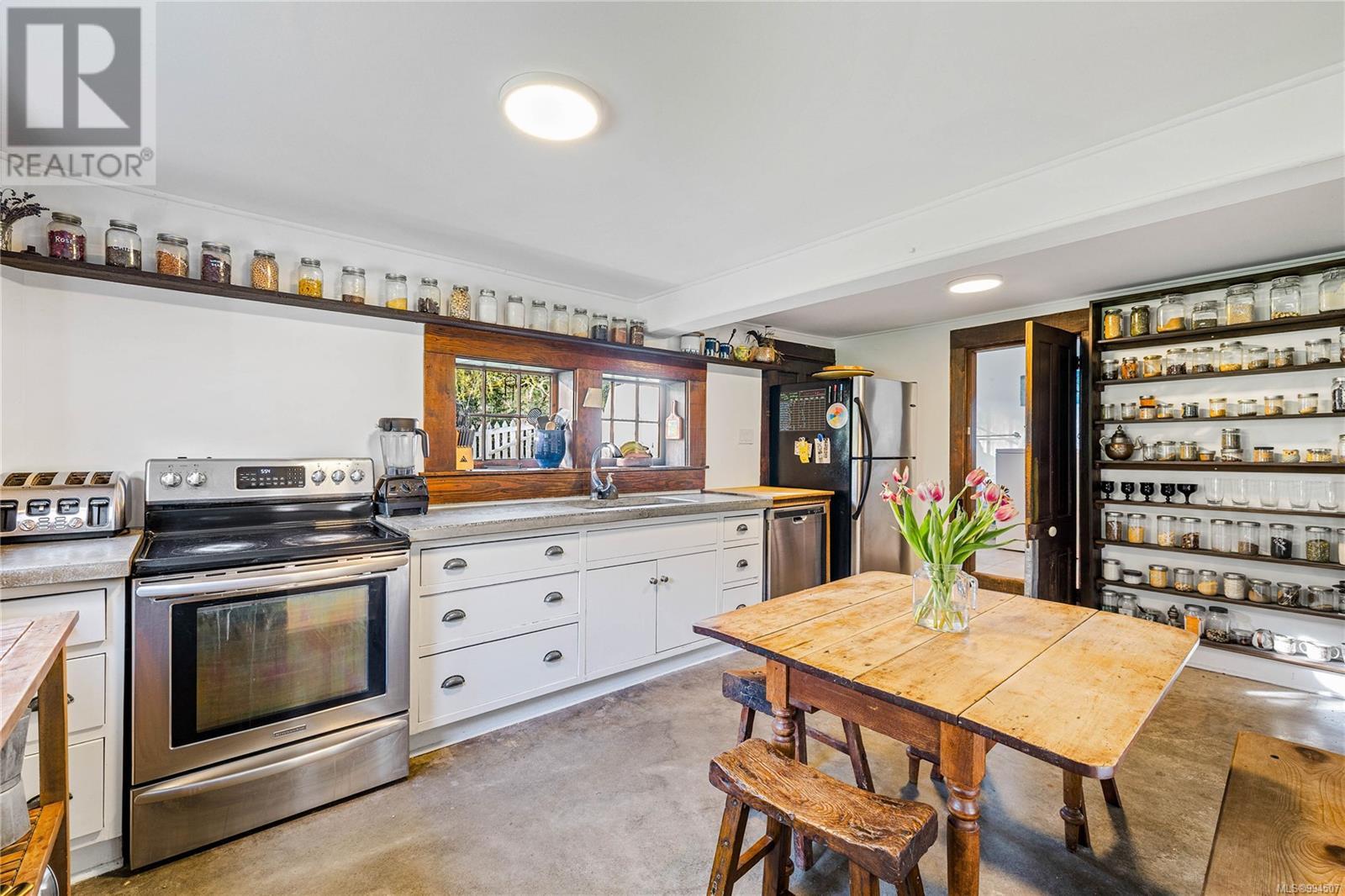  301 Epron Road, Salt Spring