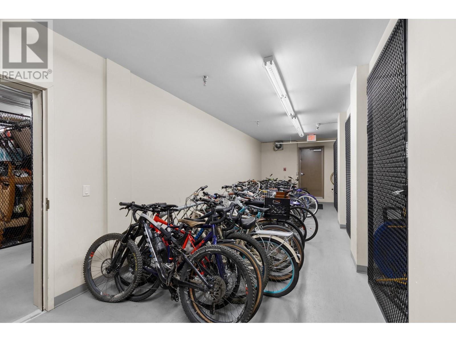 #214 700 MARTIN AVENUE - Image 27