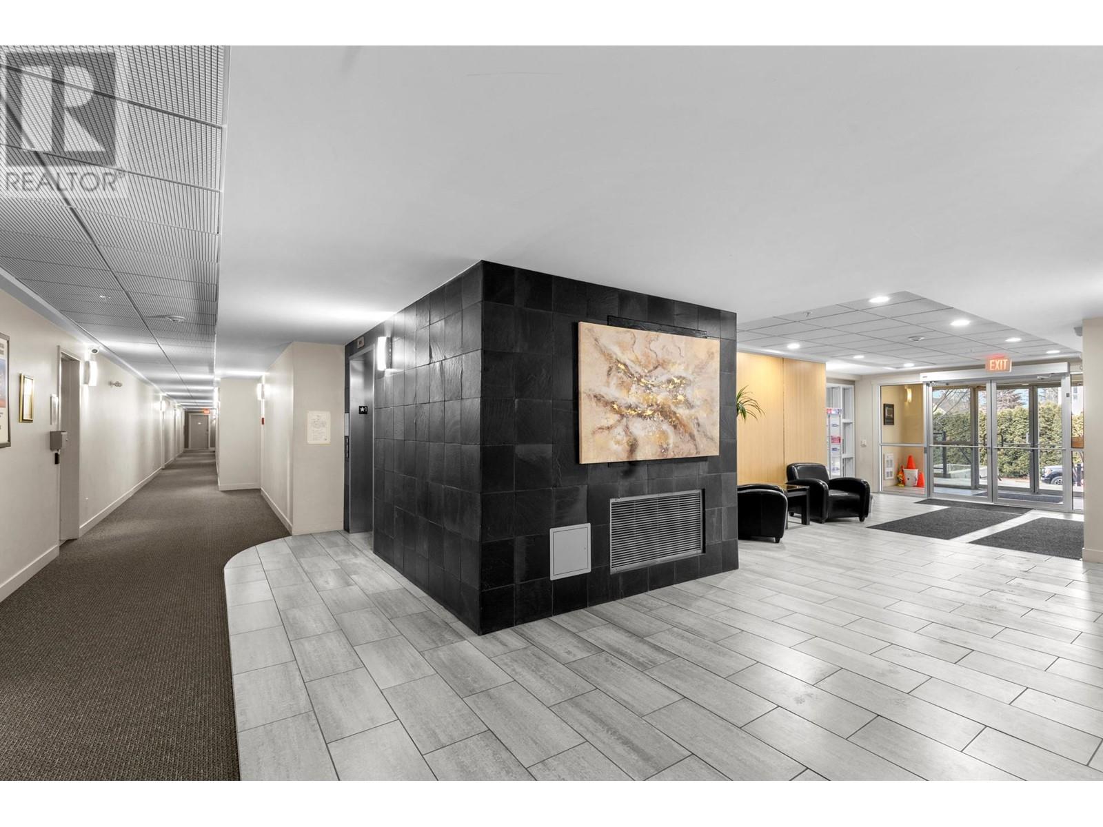 #214 700 MARTIN AVENUE - Image 30