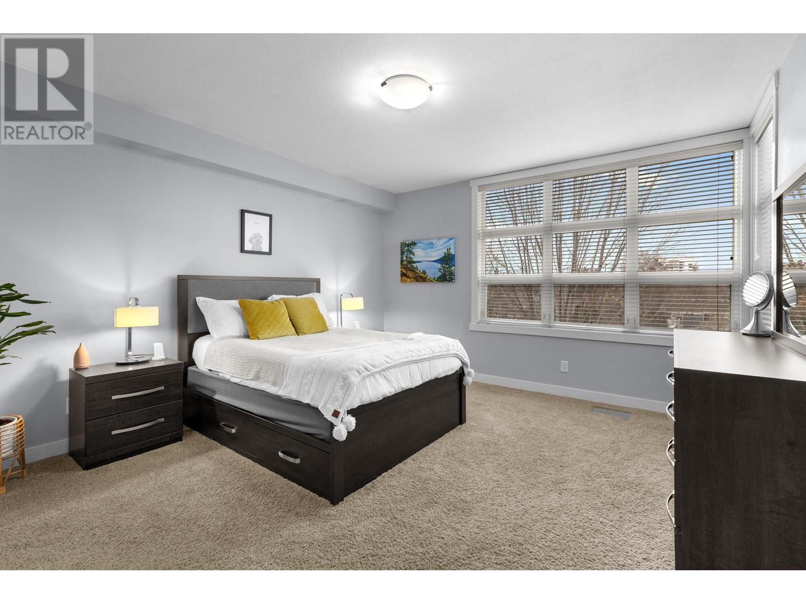 #214 700 MARTIN AVENUE - Image 17