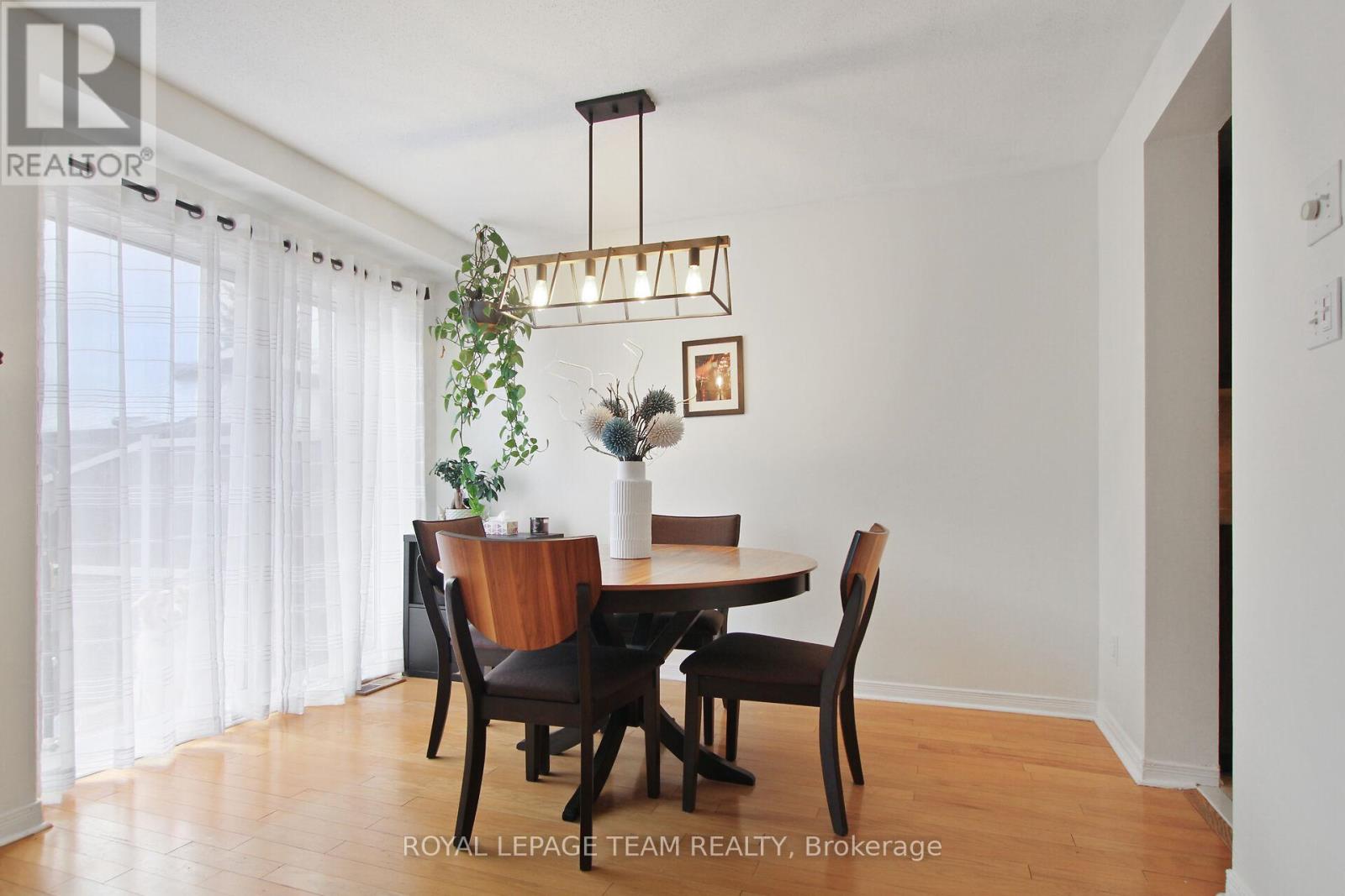 Photo 11 of 2091 Hiboux Street E, Ottawa ON