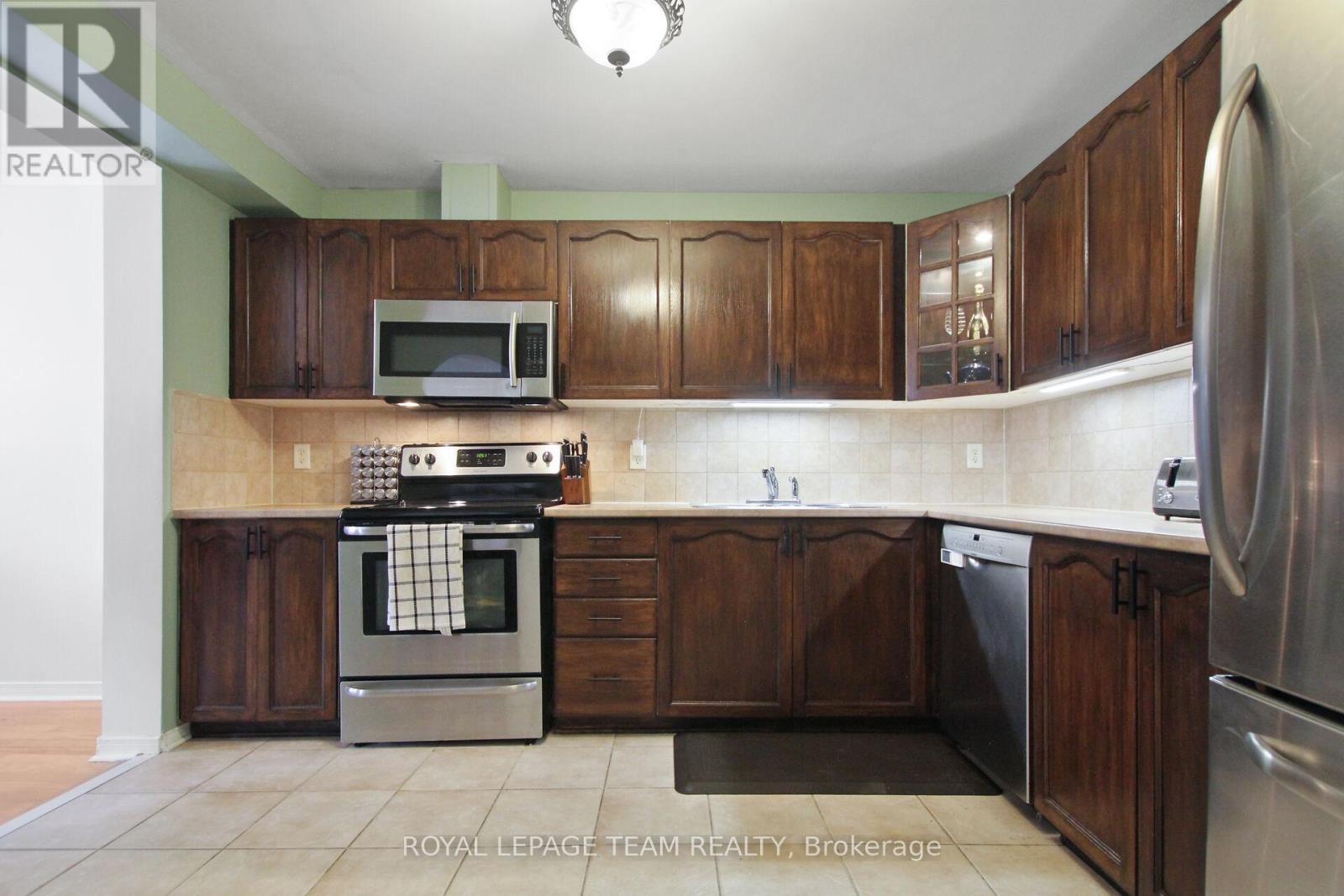 Photo 15 of 2091 Hiboux Street E, Ottawa ON