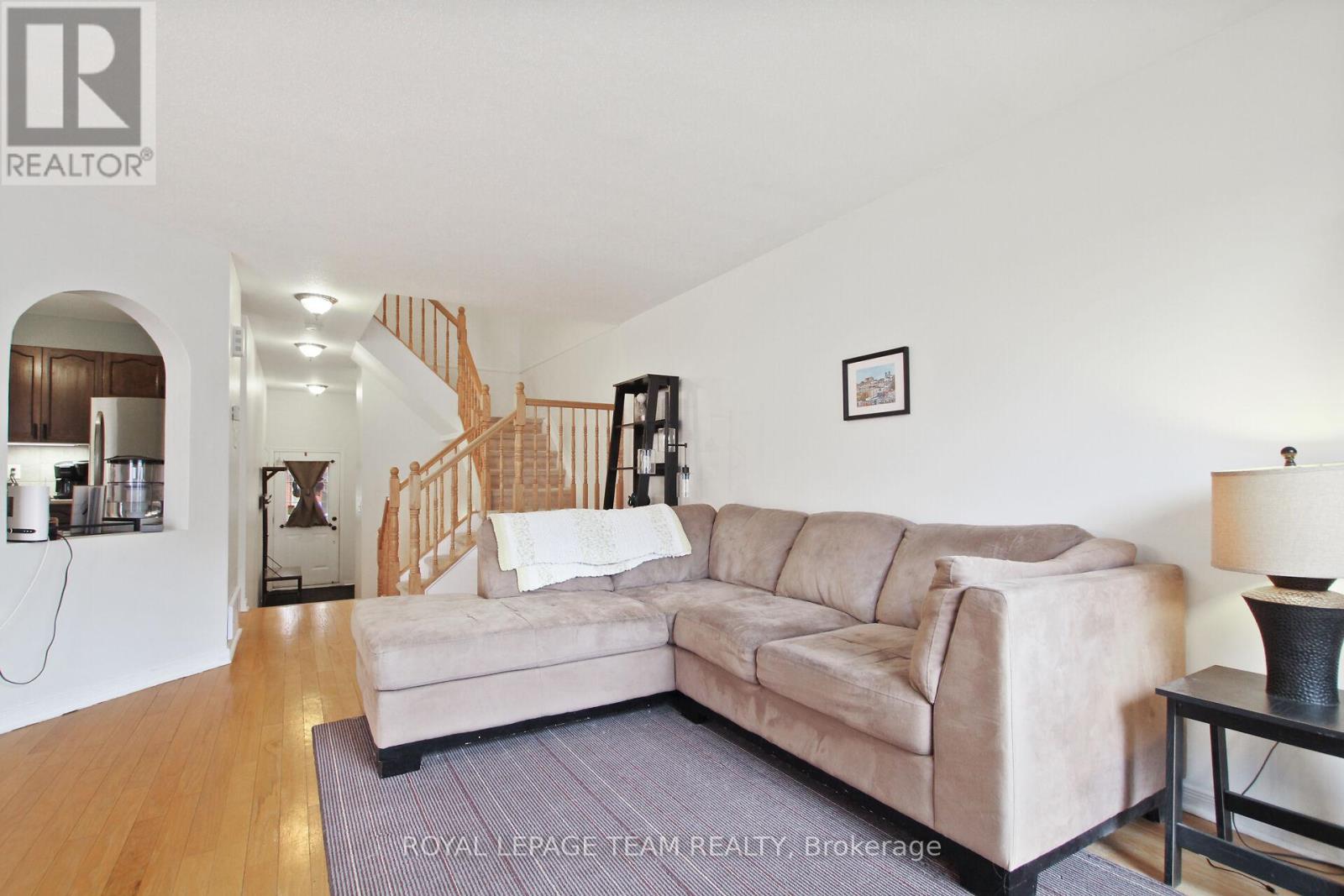 Photo 6 of 2091 Hiboux Street E, Ottawa ON